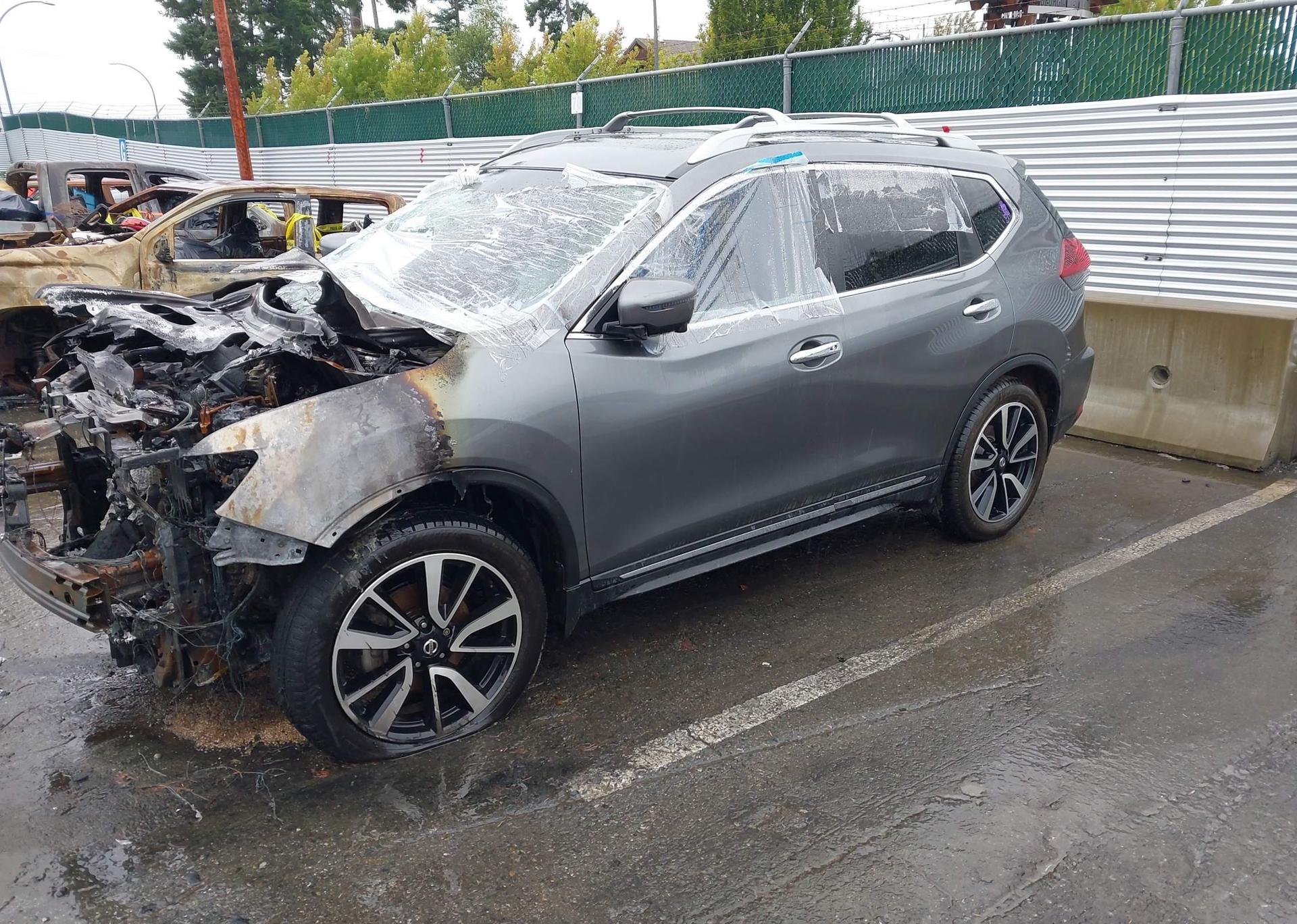 2019 NISSAN ROGUE S