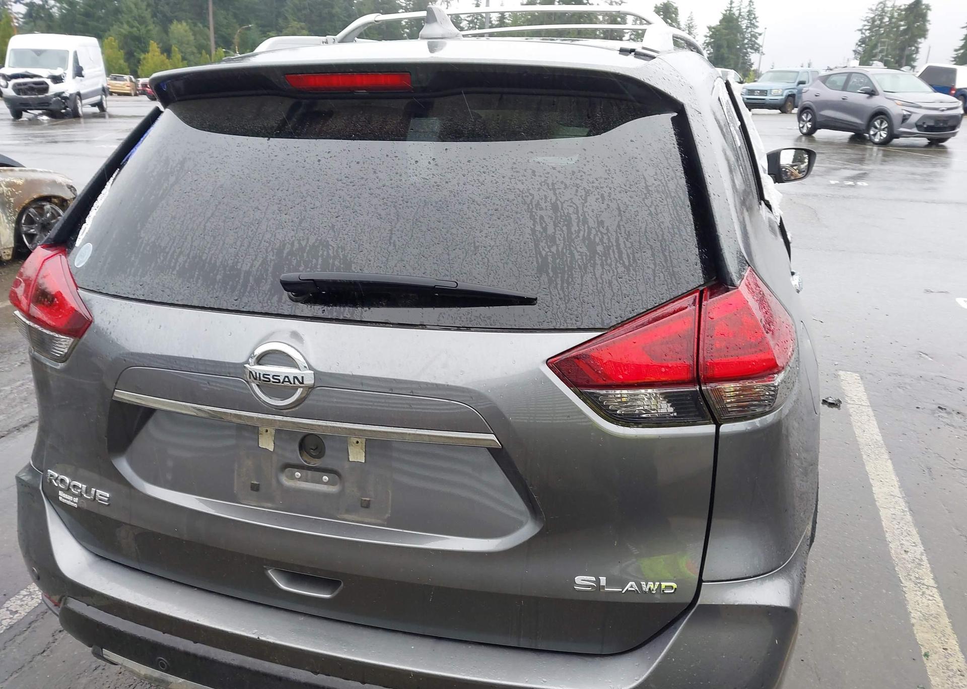 2019 NISSAN ROGUE S