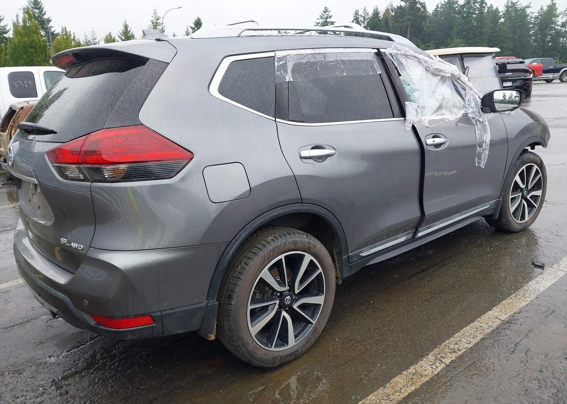 2019 NISSAN ROGUE S