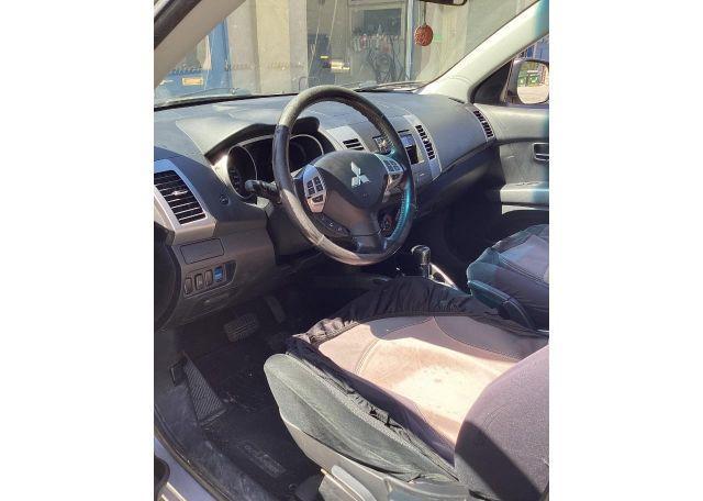 2009 MITSUBISHI OUTLANDER ES