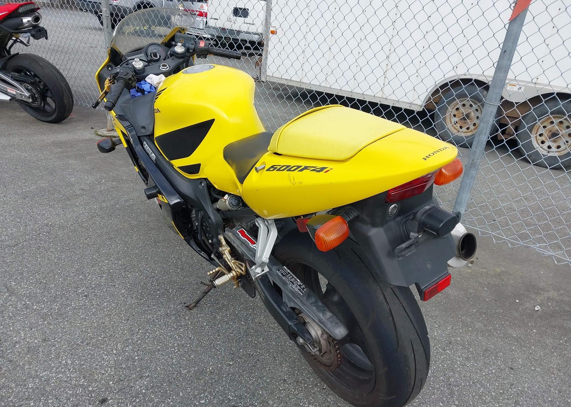 2002 HONDA CBR600 F4