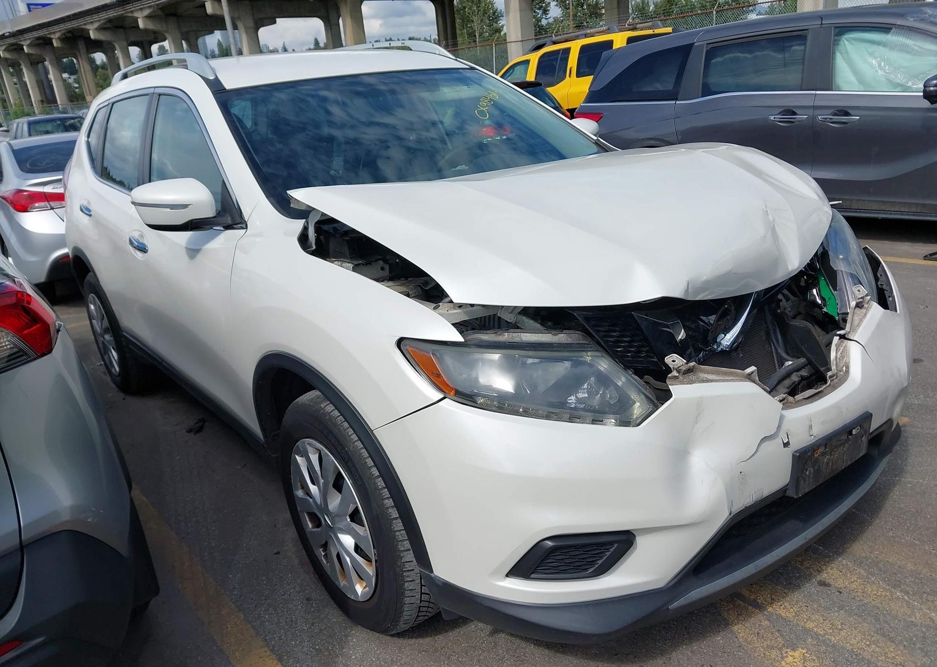 2015 NISSAN ROGUE