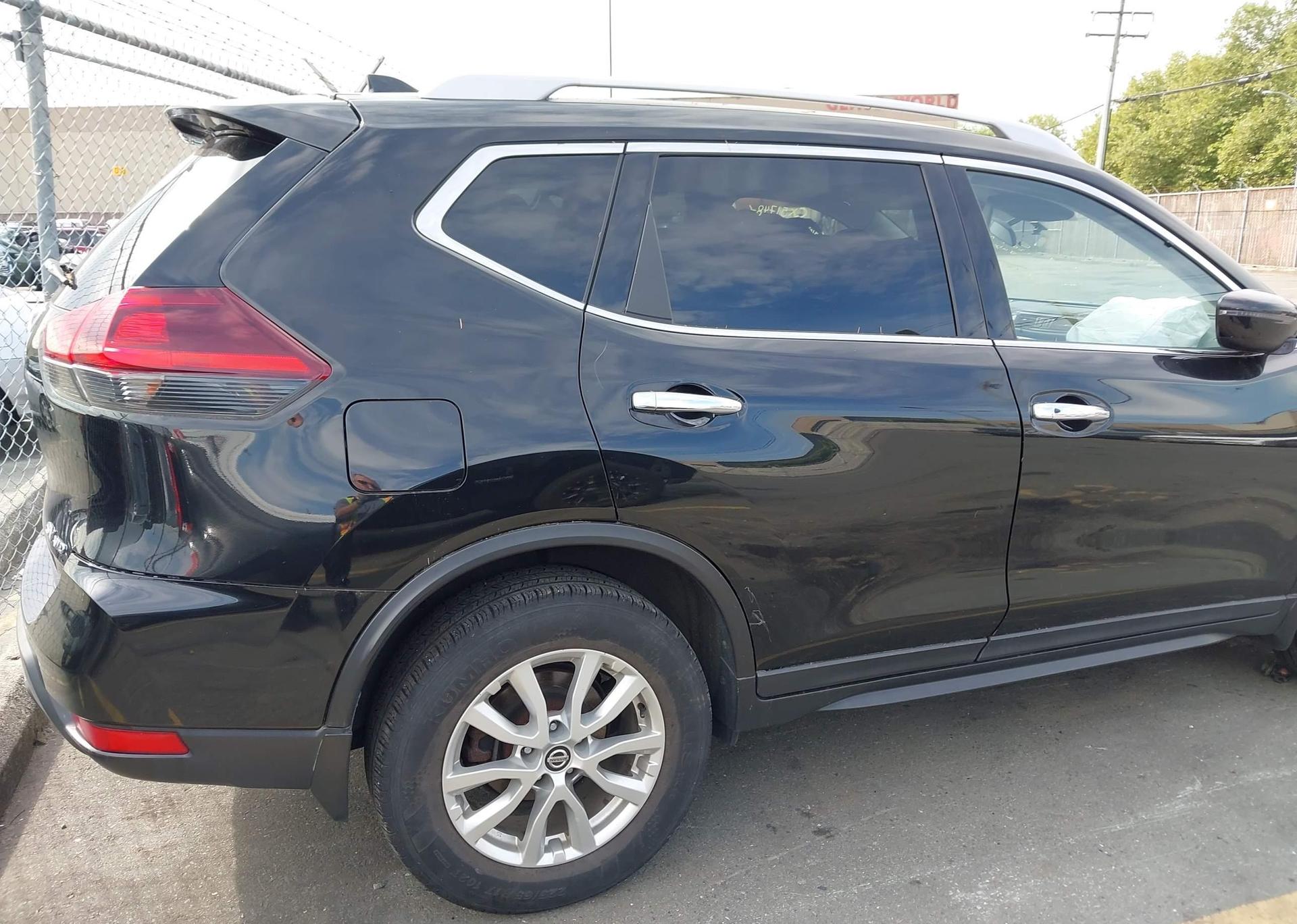 2018 NISSAN ROGUE