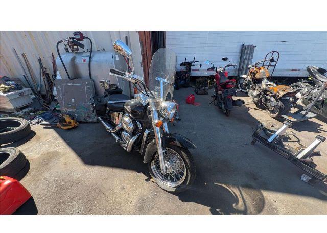 2003 HONDA VT750 CD
