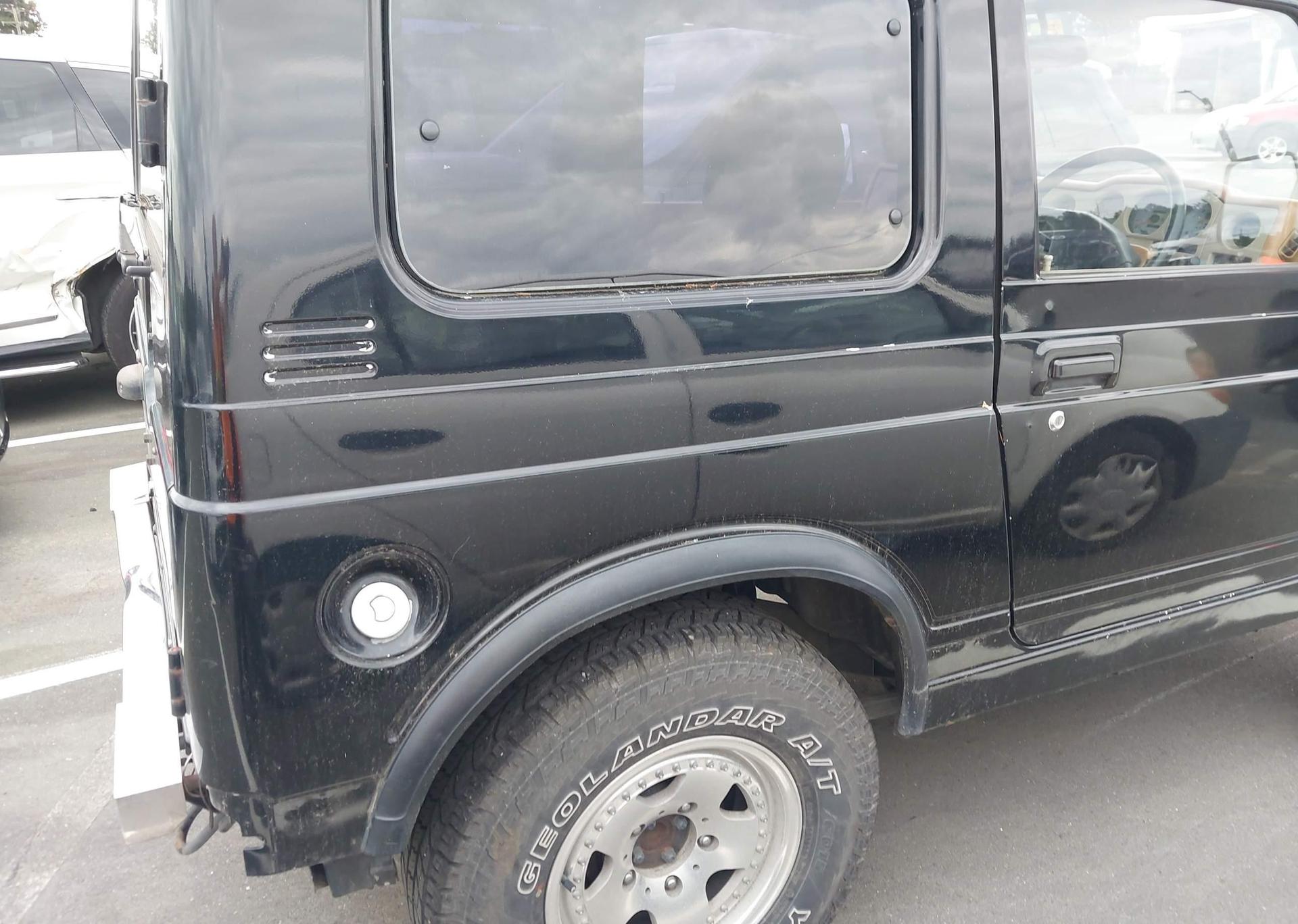 1995 SUZUKI JIMNY RIGHT HAND