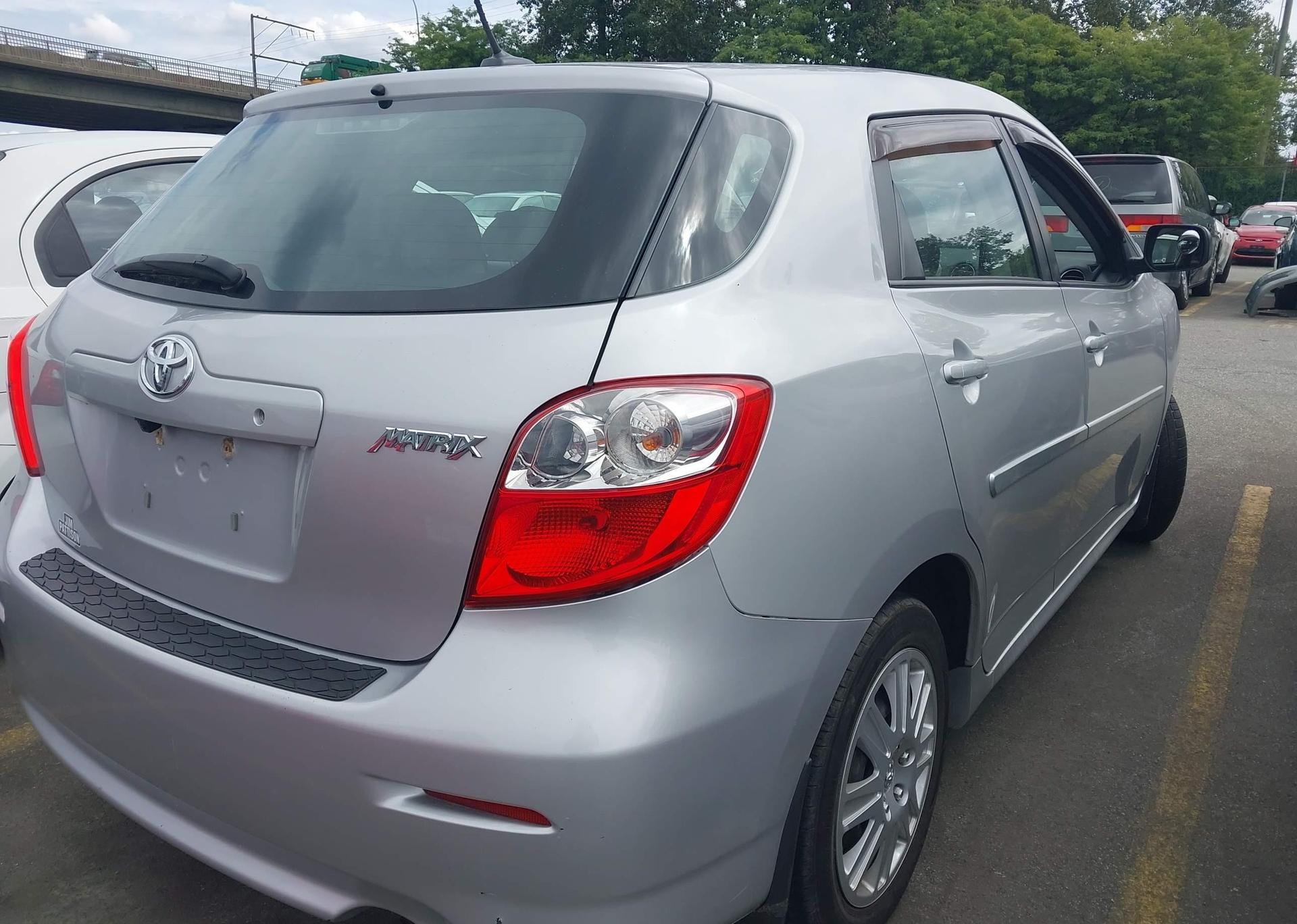 2011 TOYOTA COROLLA MATRIX