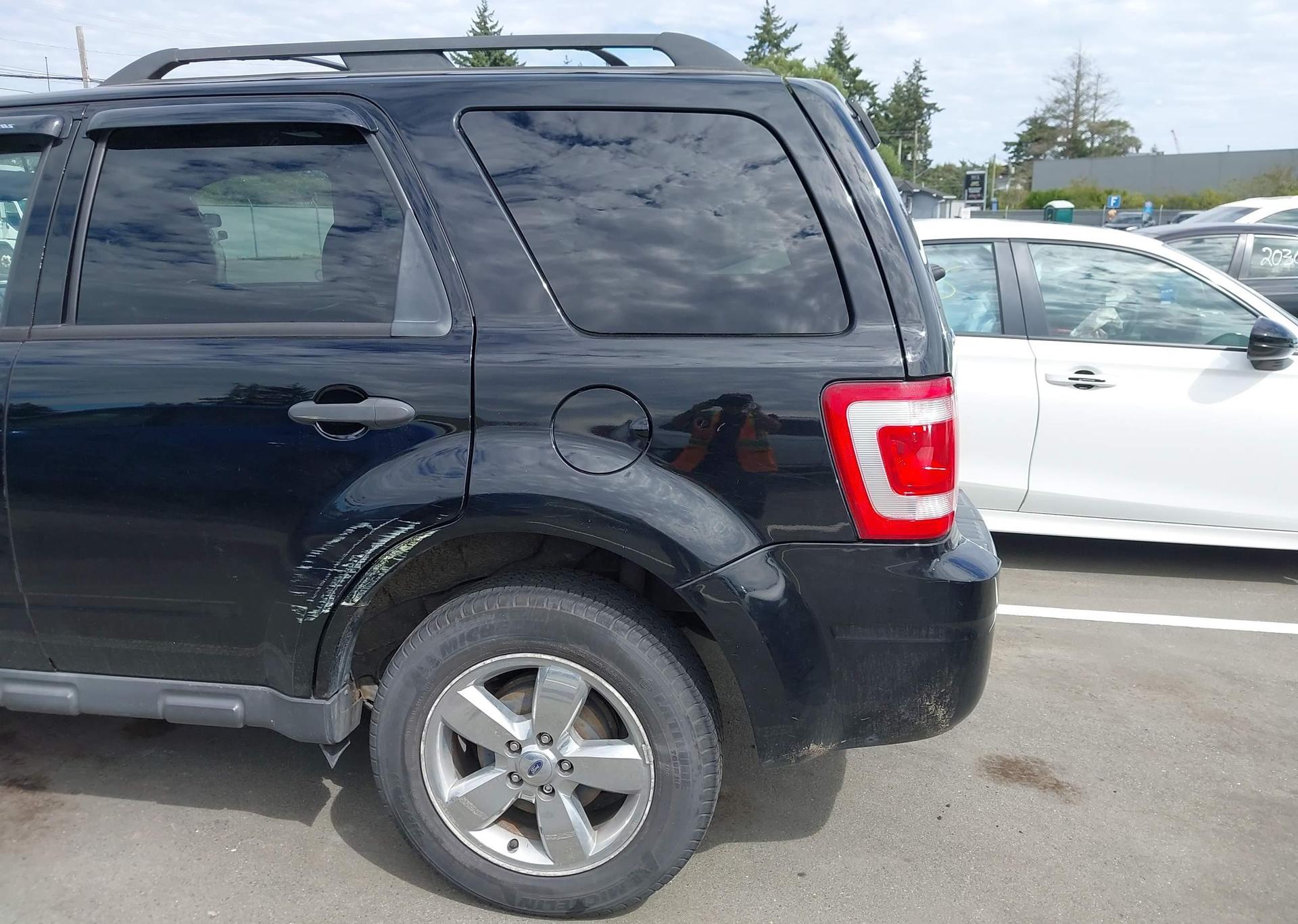 2010 FORD ESCAPE XLT