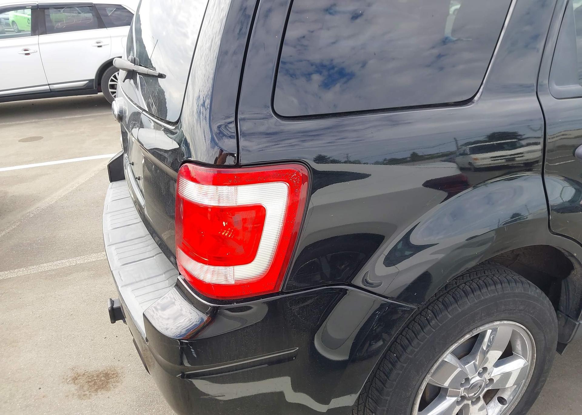 2010 FORD ESCAPE XLT