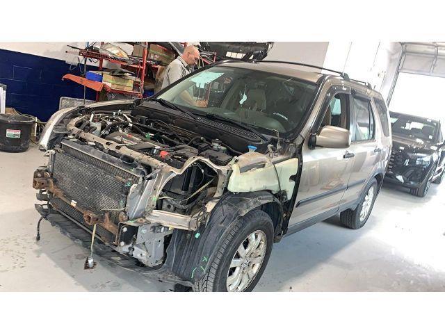 2005 HONDA CR-V