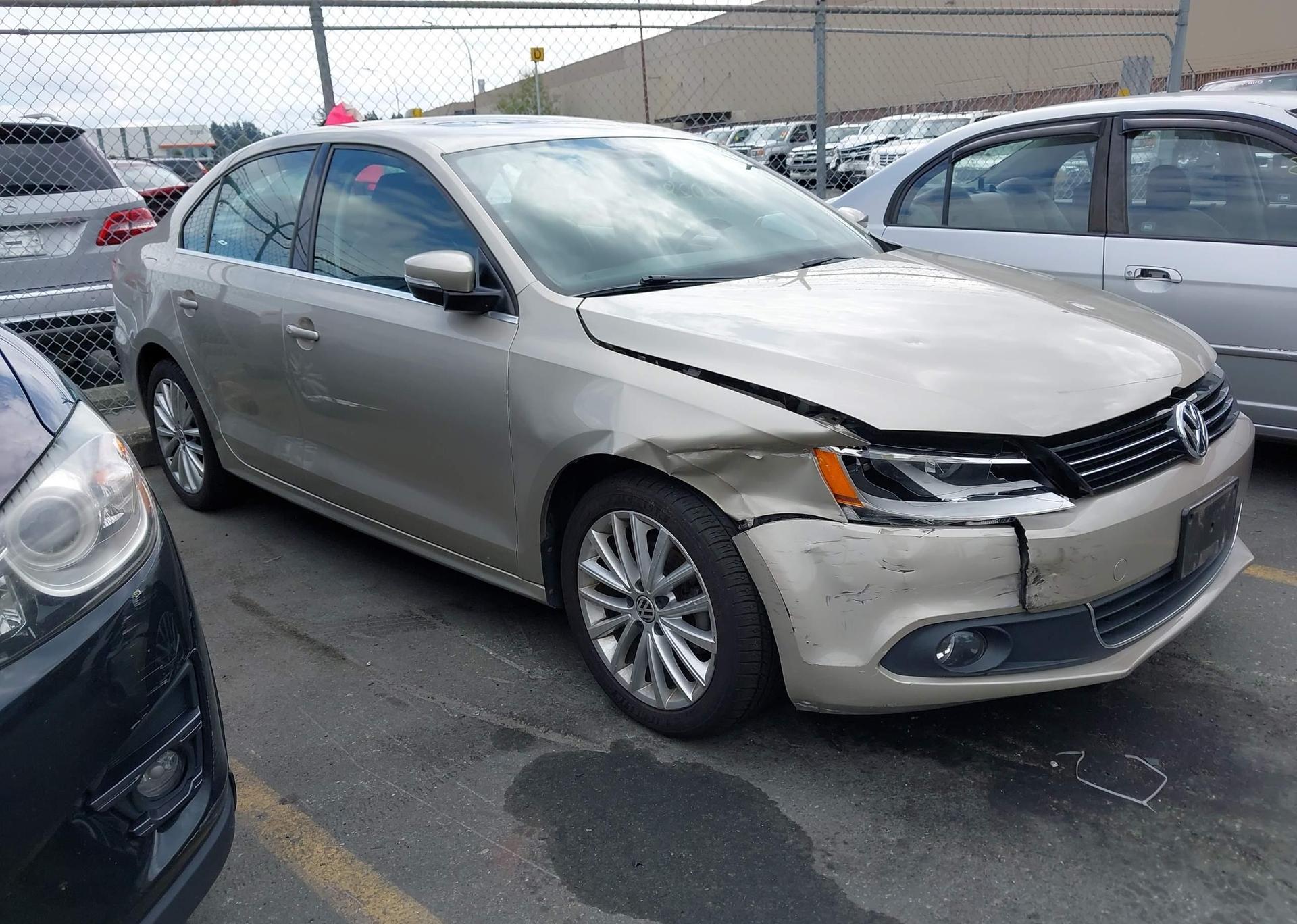 2012 VOLKSWAGEN JETTA