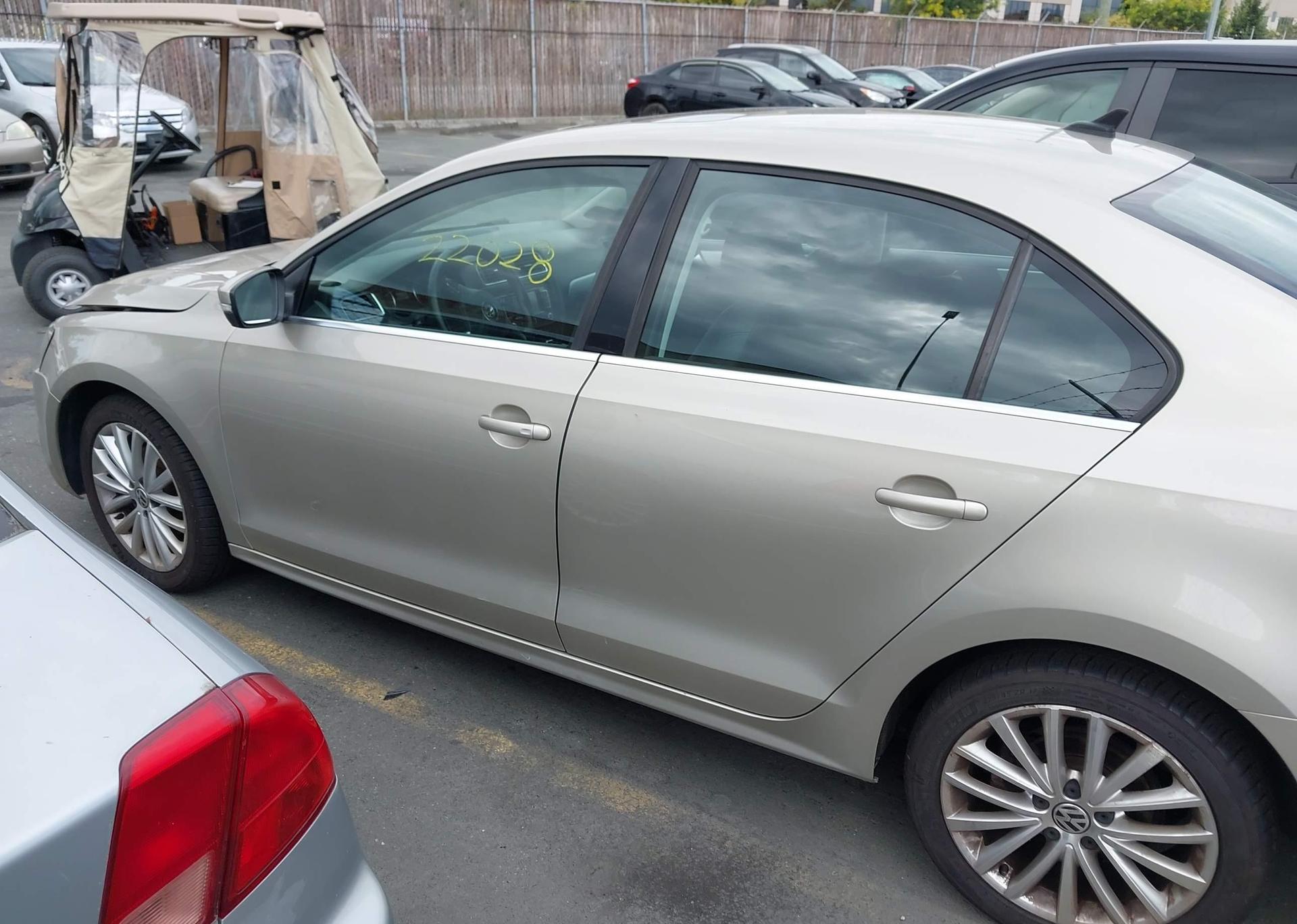 2012 VOLKSWAGEN JETTA