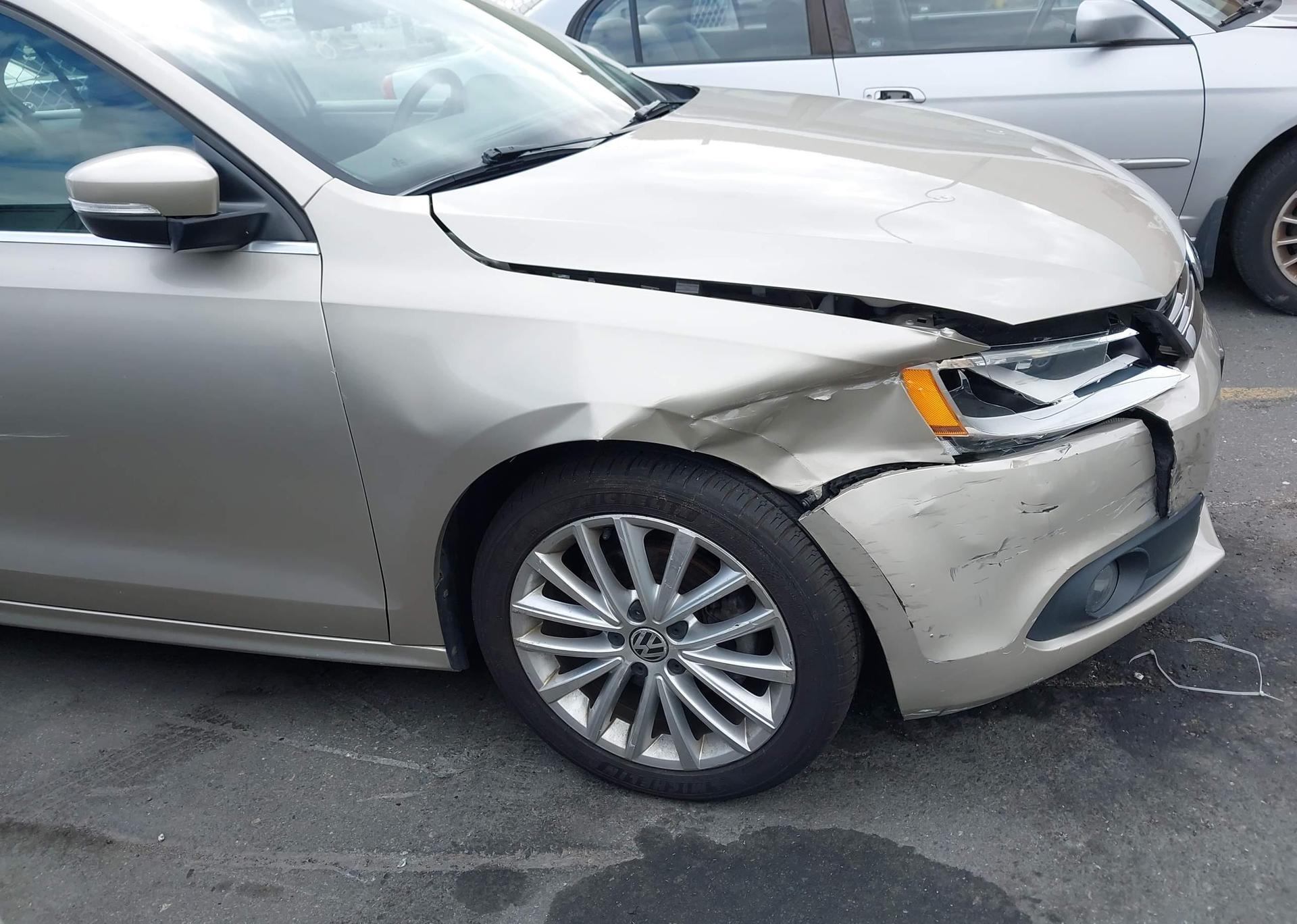 2012 VOLKSWAGEN JETTA