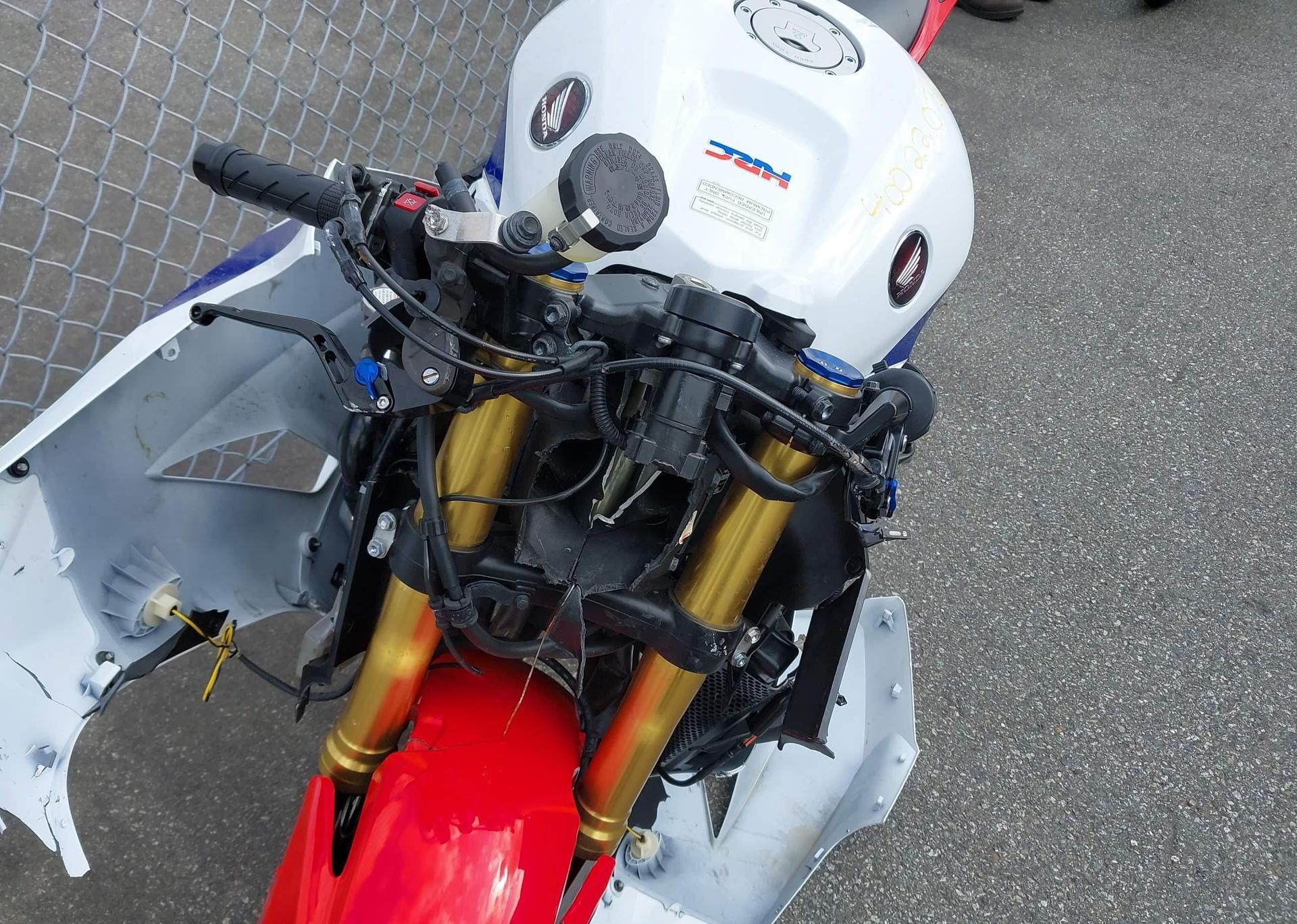 2015 HONDA CBR600 RR-ABS