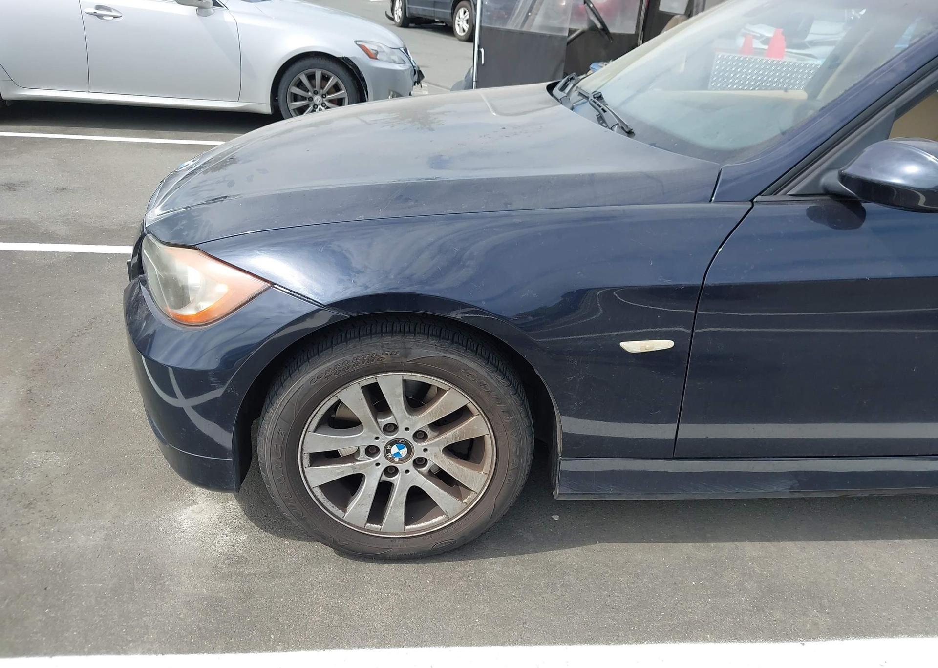 2008 BMW 323I