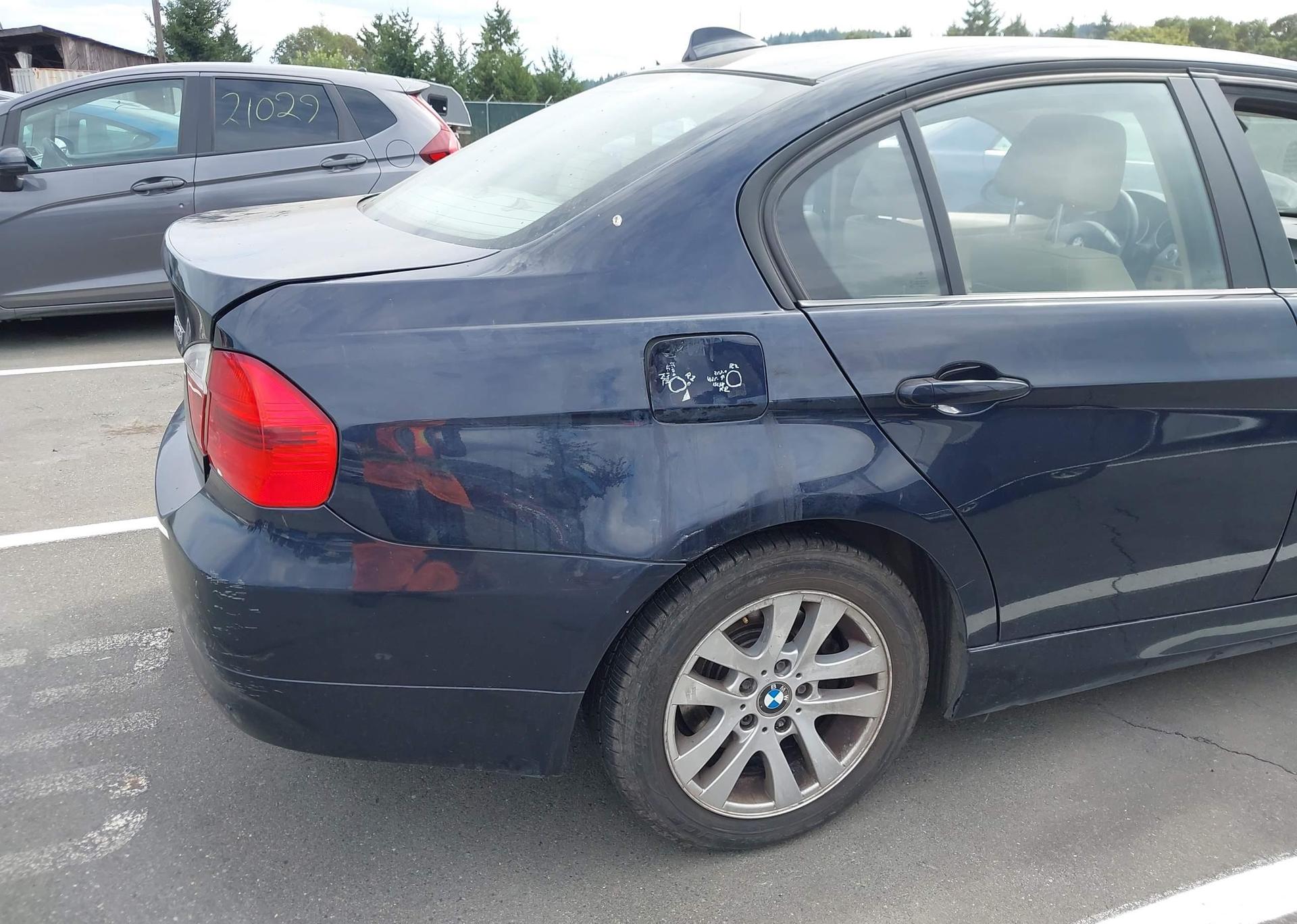 2008 BMW 323I
