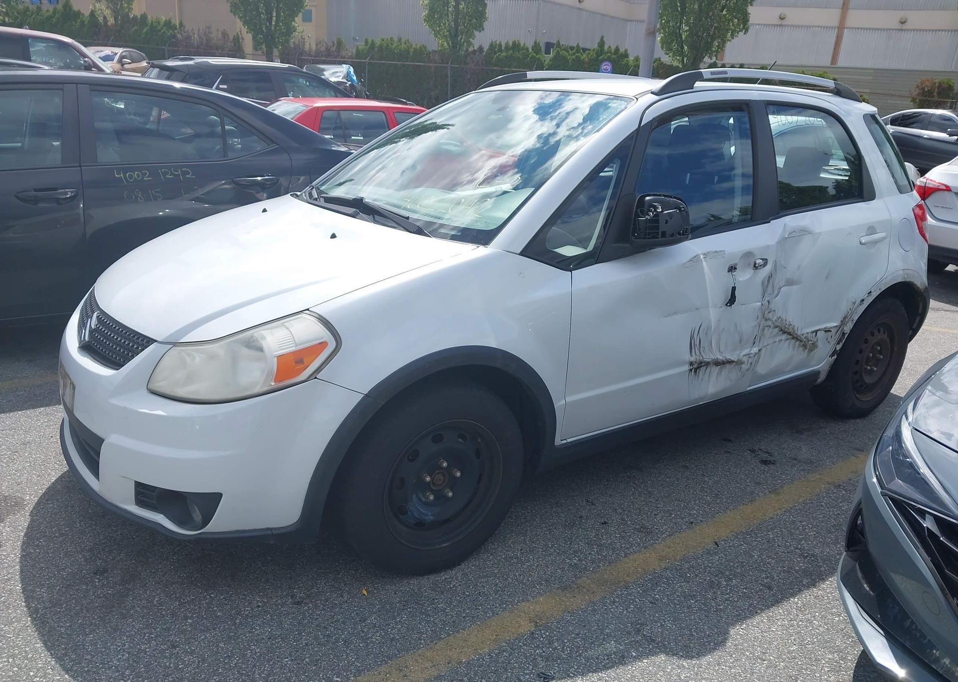 2010 SUZUKI SX4