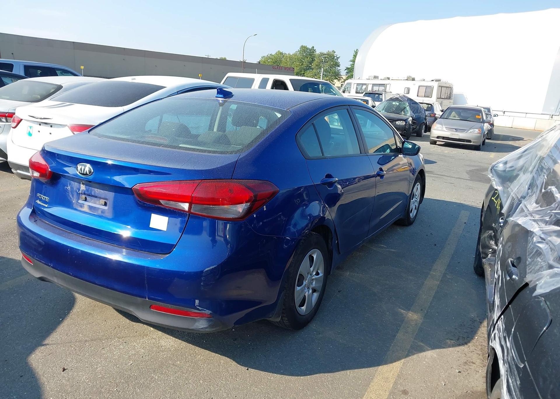 2017 KIA FORTE