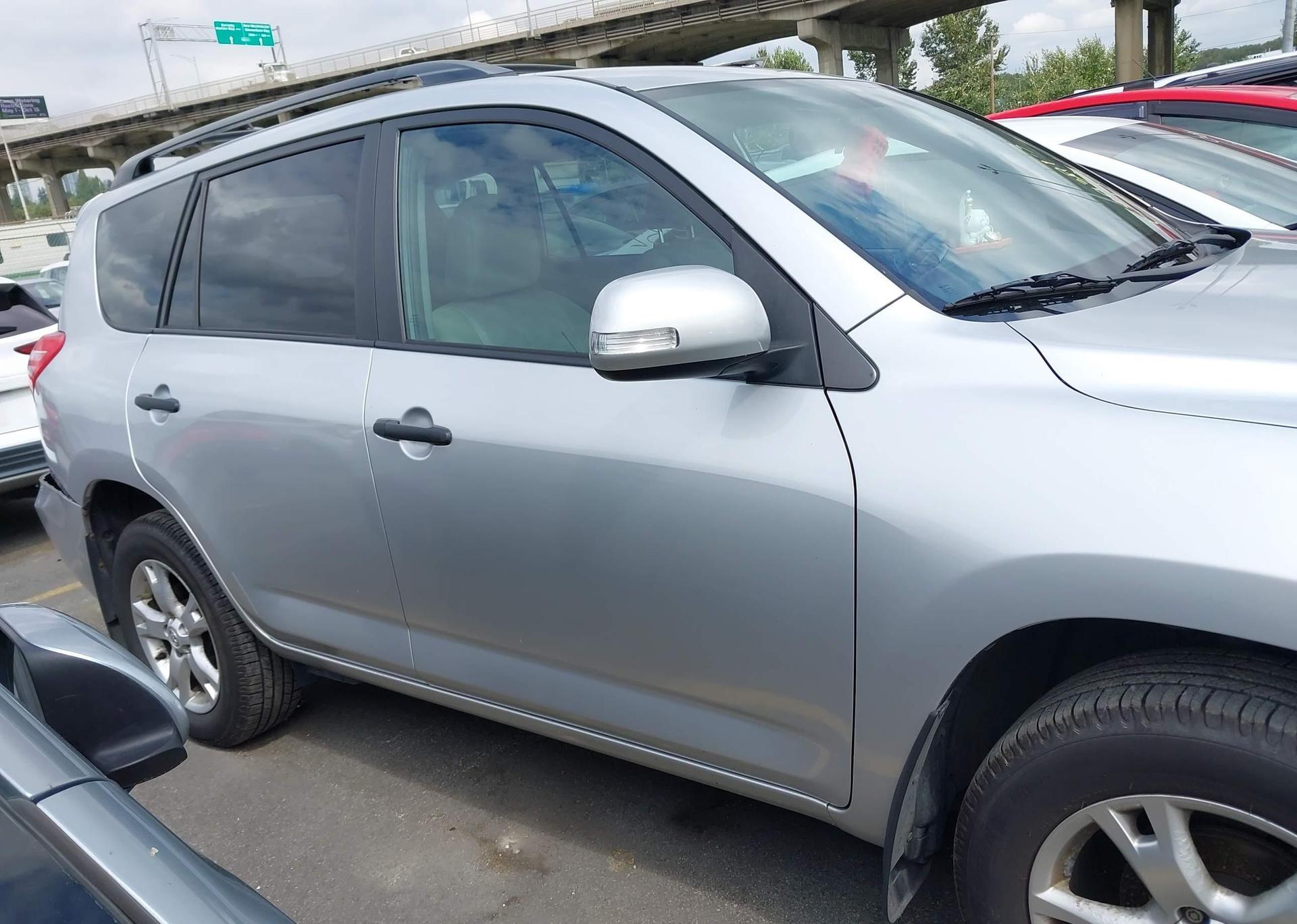 2009 TOYOTA RAV4