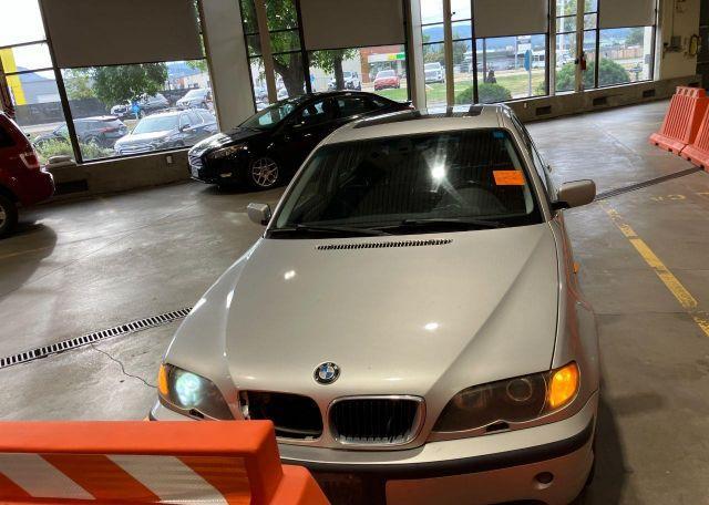 2005 BMW 325I