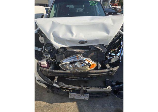 2012 KIA SOUL