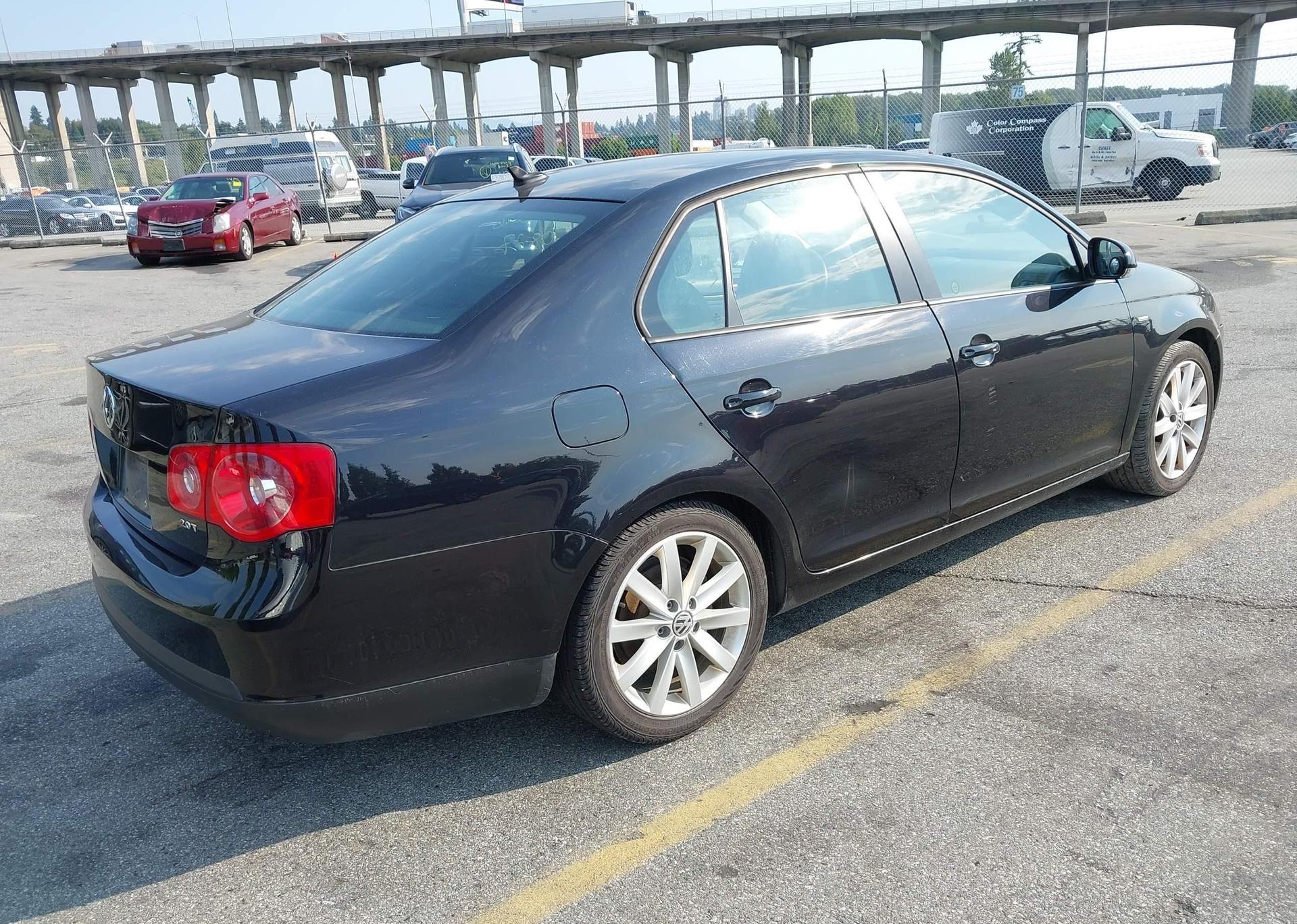 2010 VOLKSWAGEN JETTA