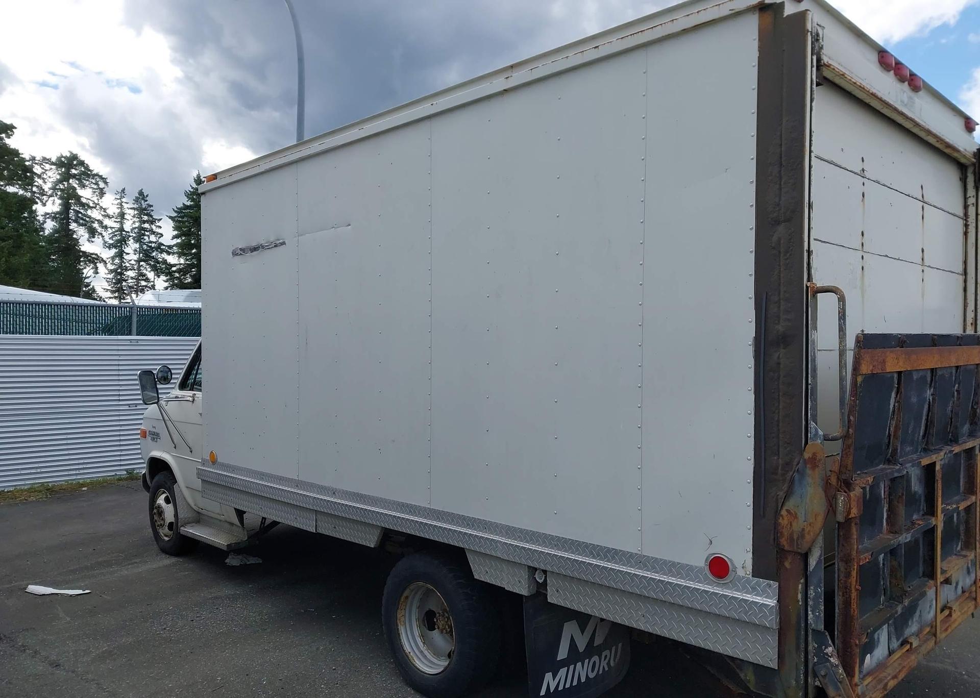 1988 CHEVROLET G30