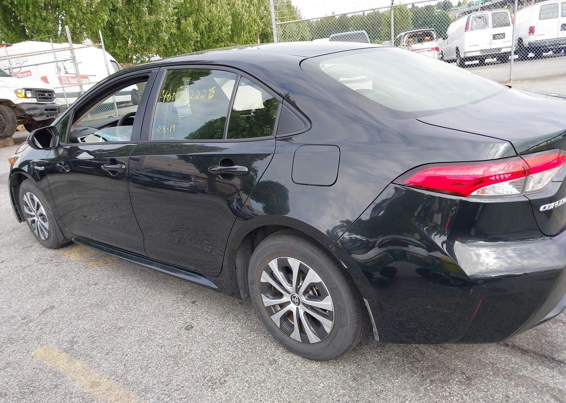 2021 TOYOTA COROLLA