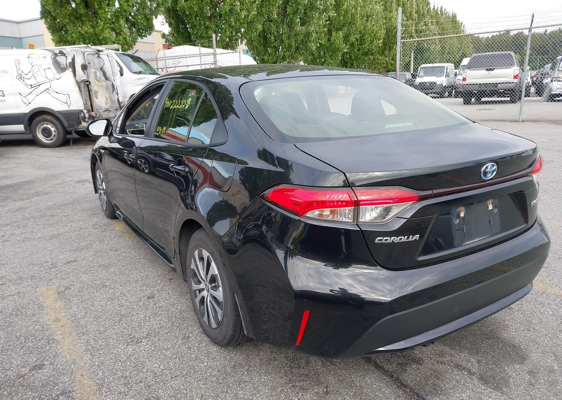 2021 TOYOTA COROLLA
