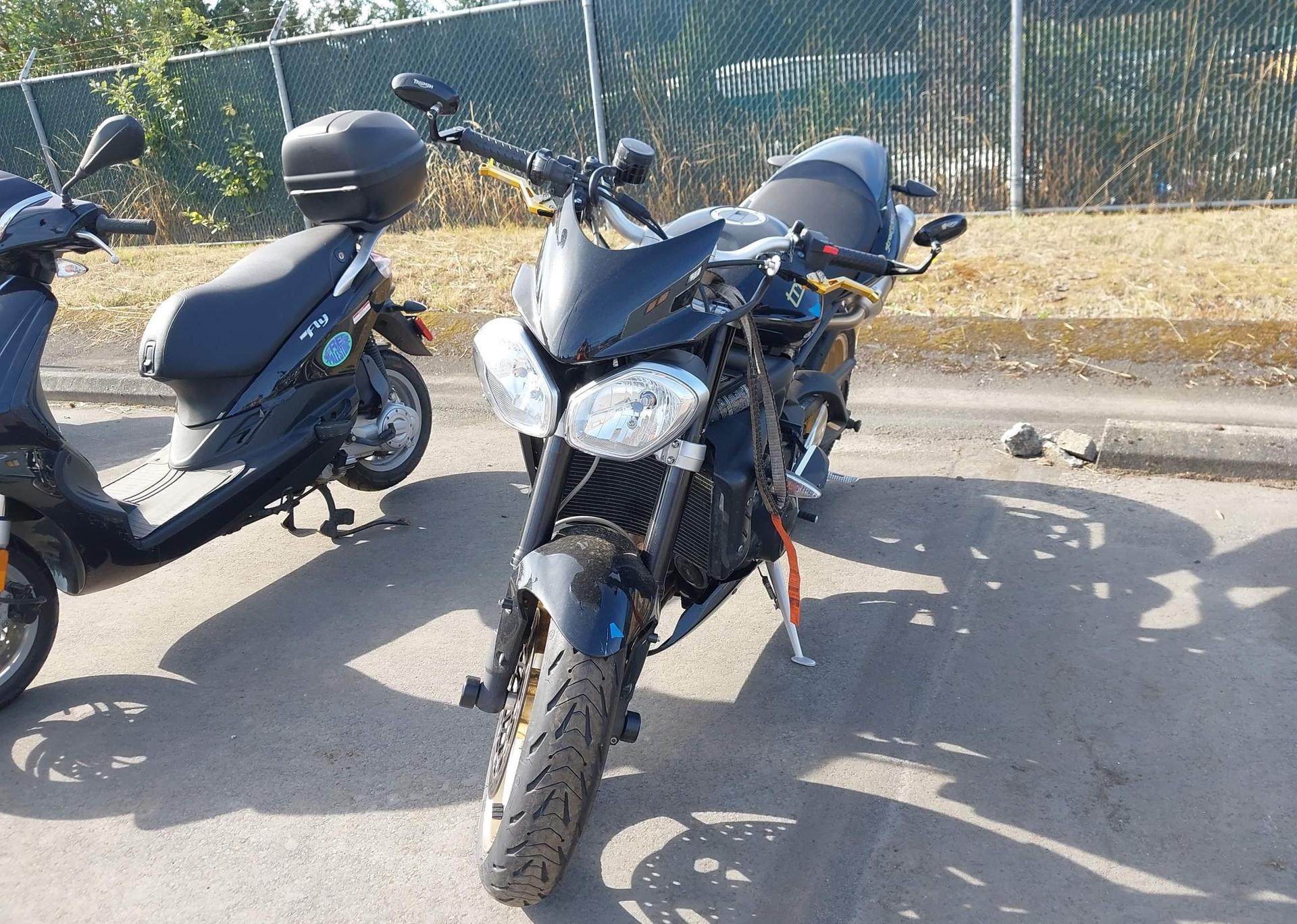 2012 Triumph STREET TRIPLE R