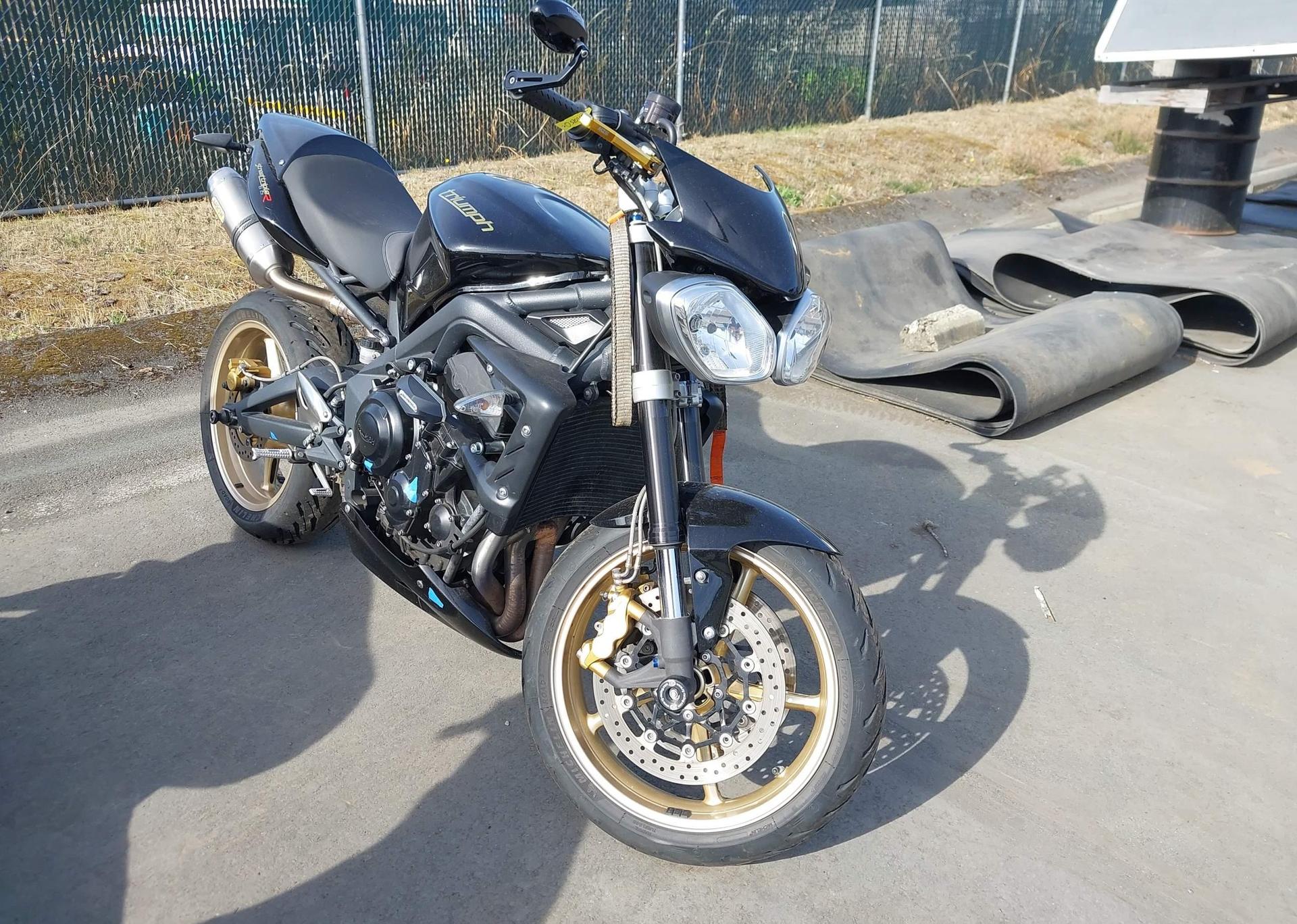 2012 Triumph STREET TRIPLE R