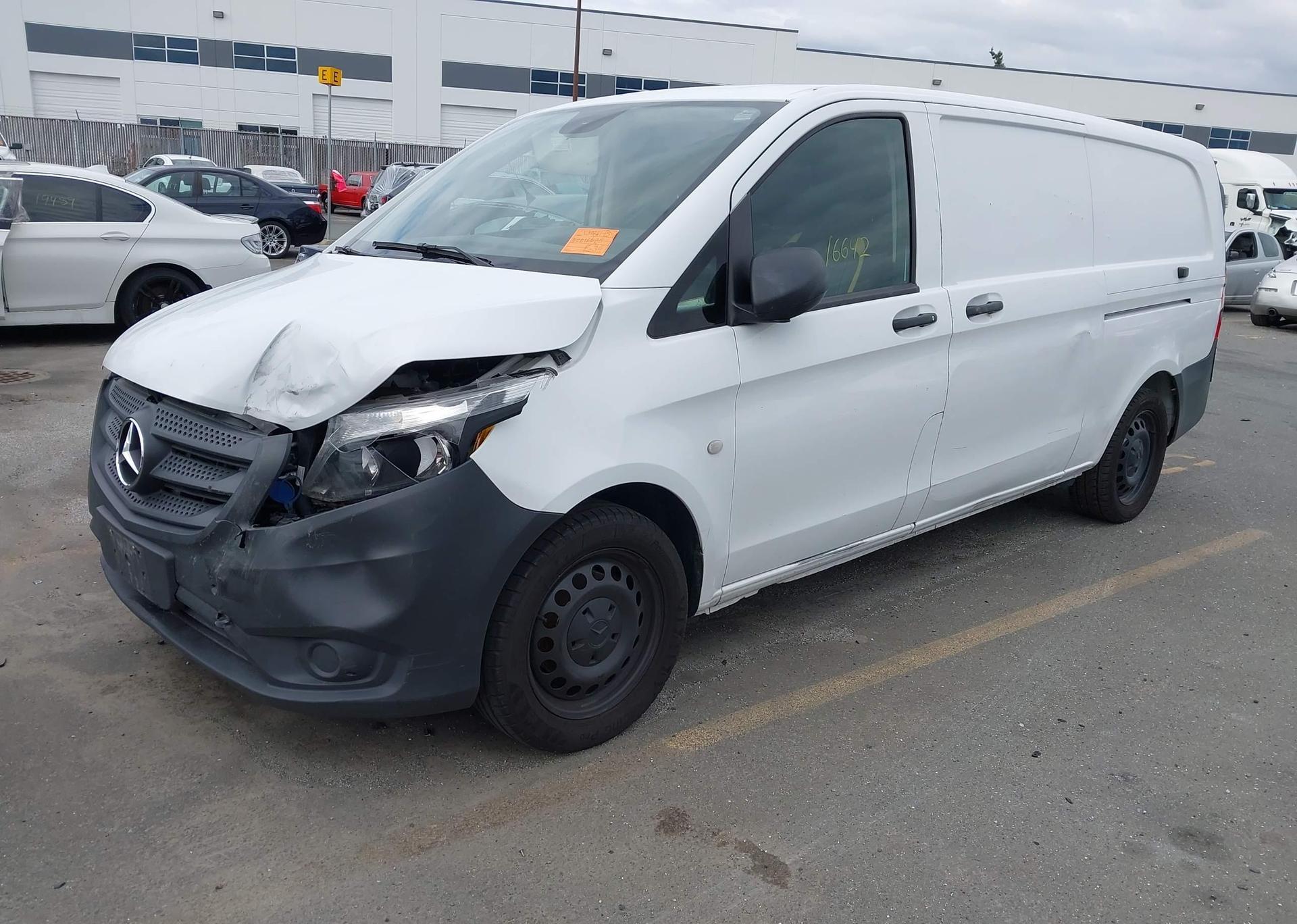 2018 MERCEDES-BENZ METRIS