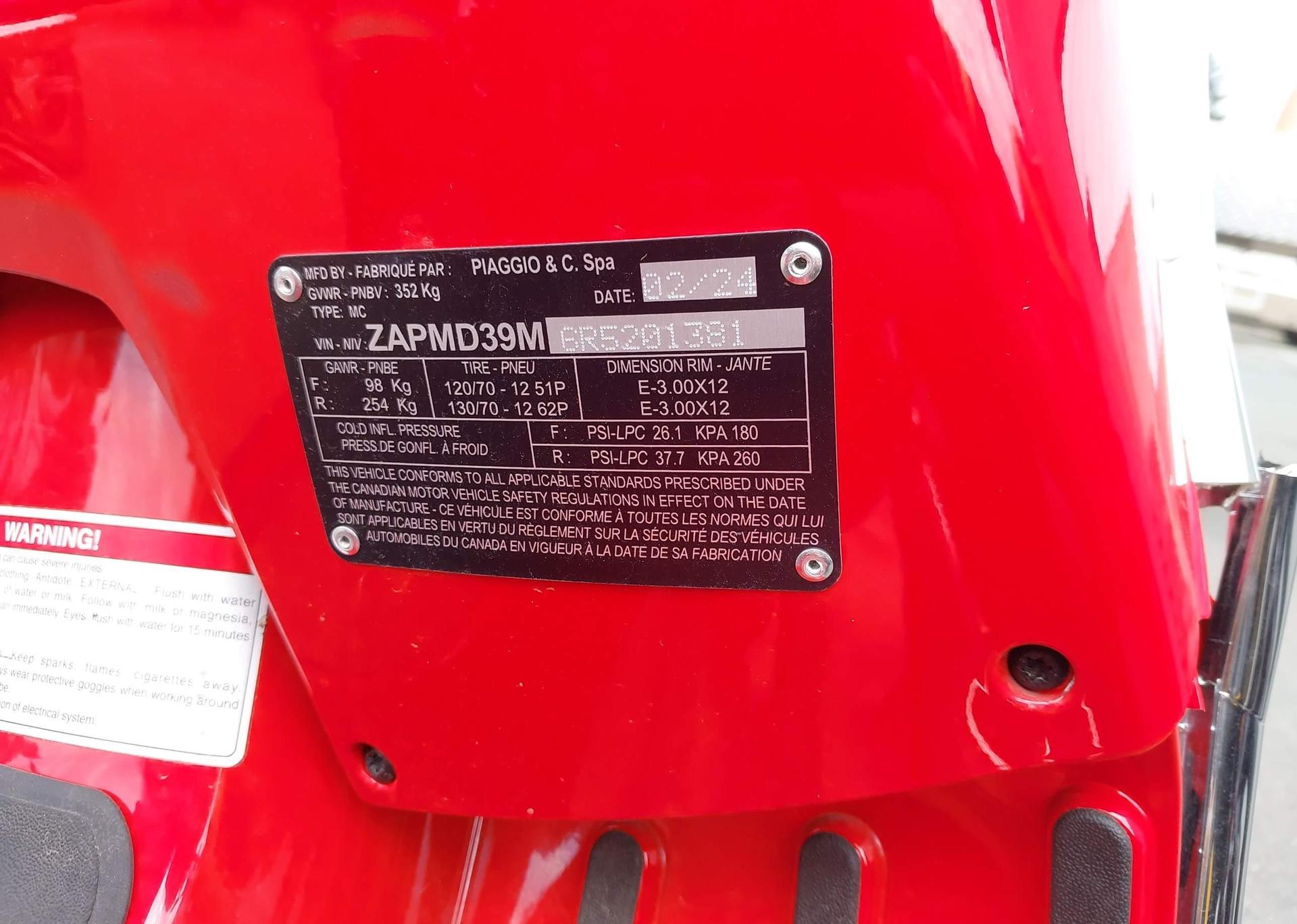 2024 VESPA GTS