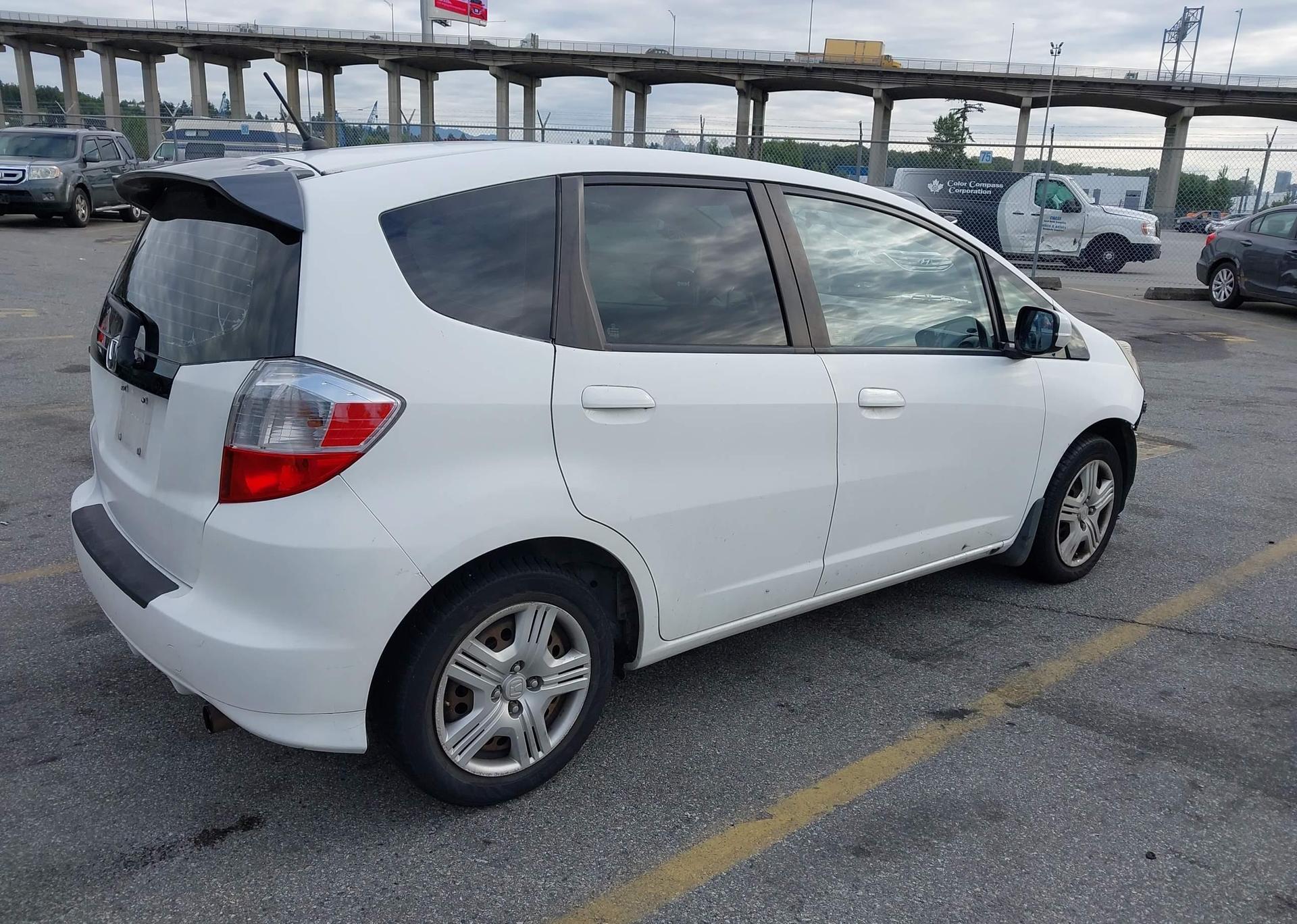 2014 HONDA FIT