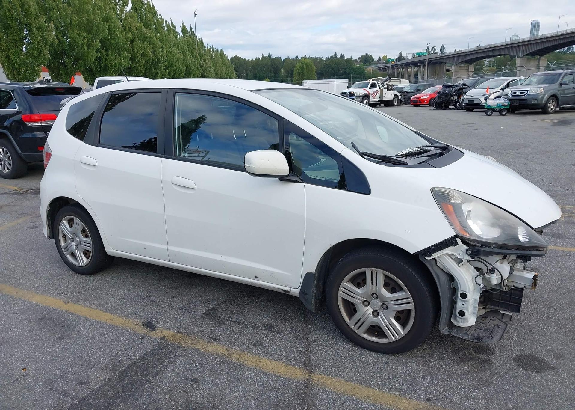 2014 HONDA FIT