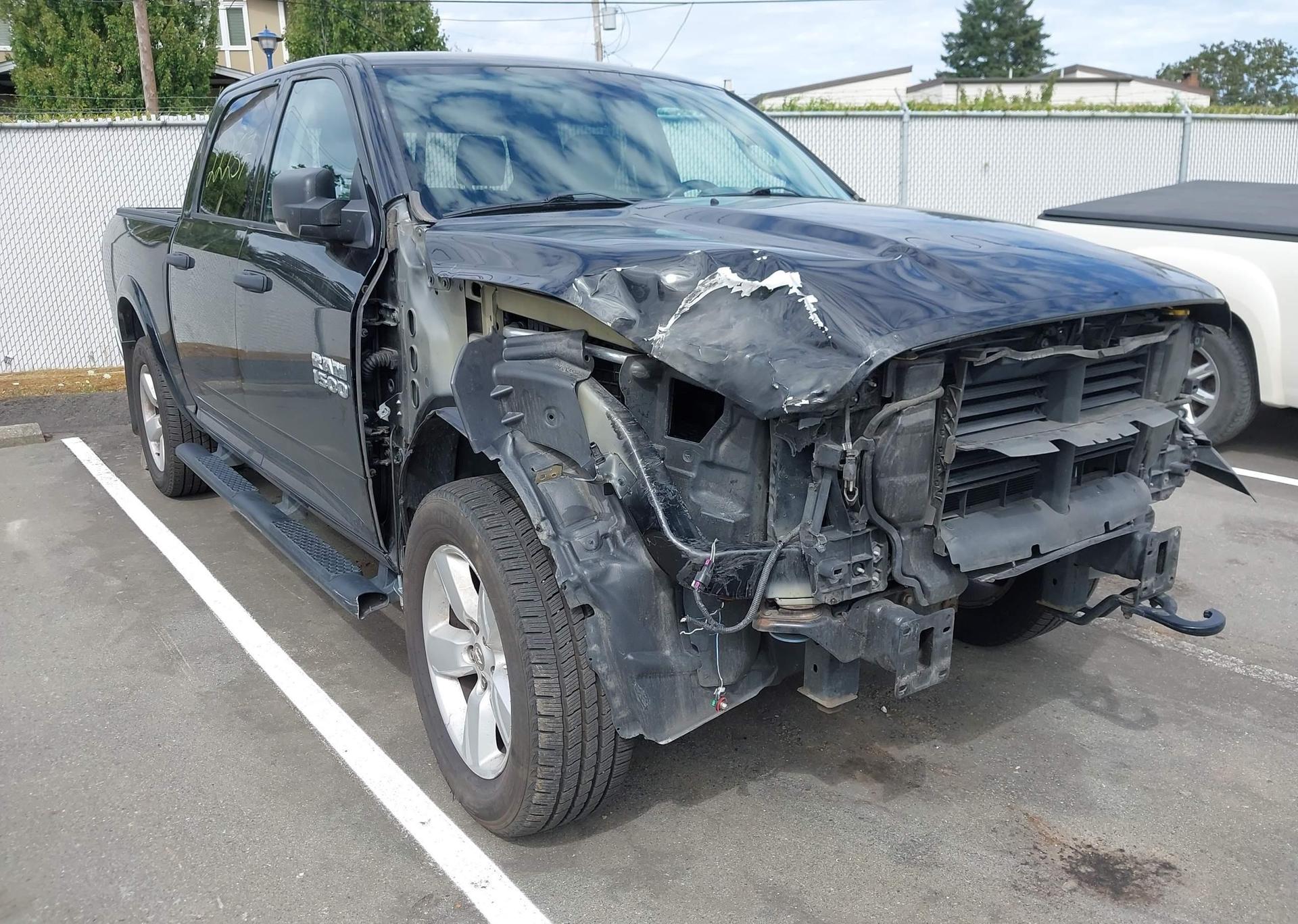 2018 RAM 1500 SLT