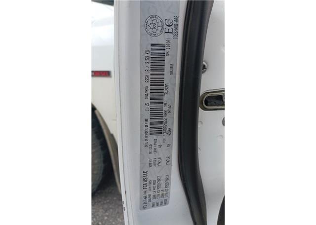 2016 RAM 1500 SLT