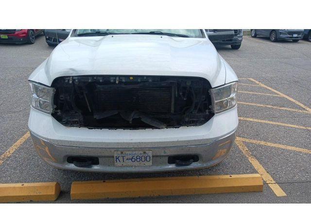 2016 RAM 1500 SLT