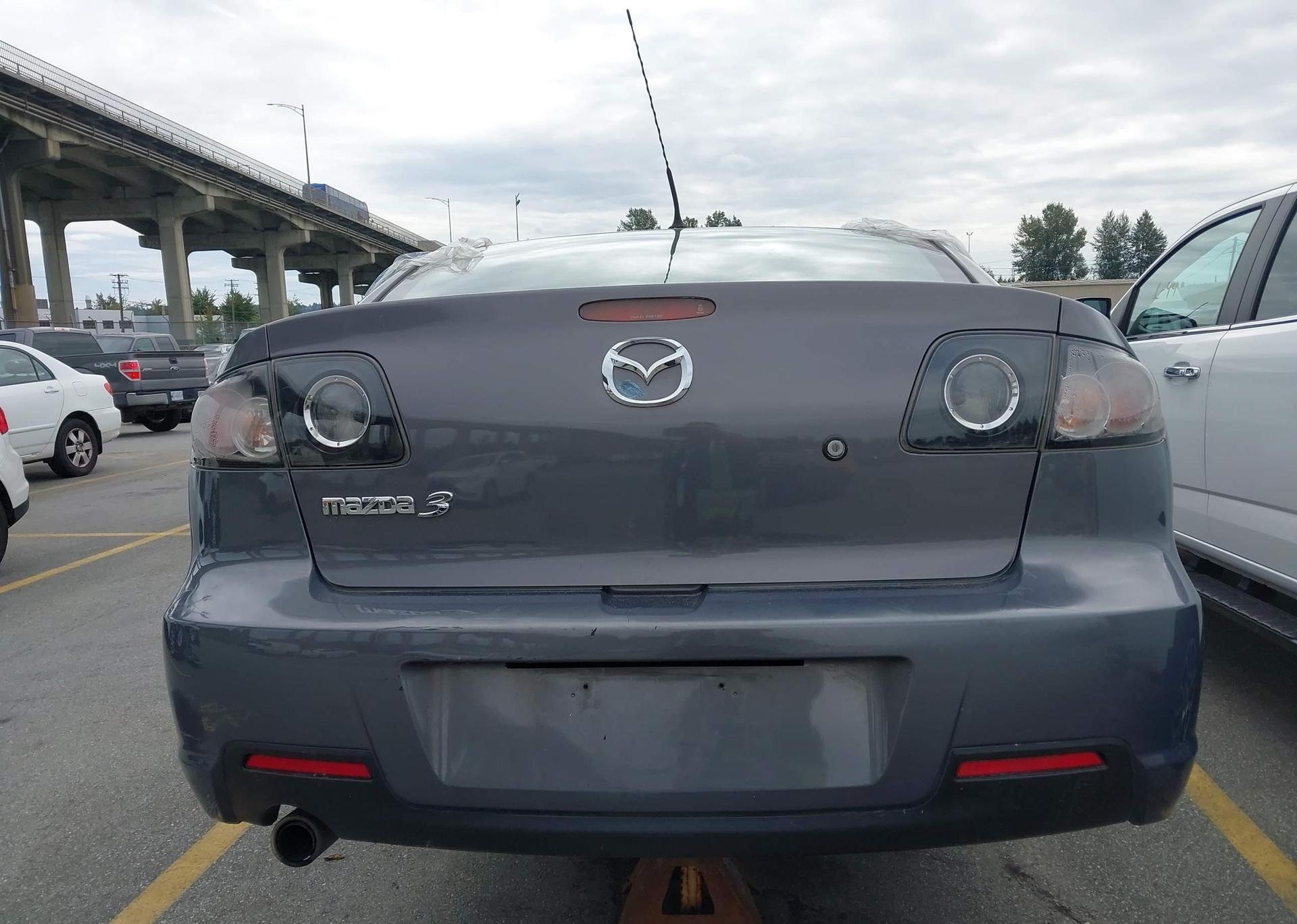 2007 MAZDA 3 I