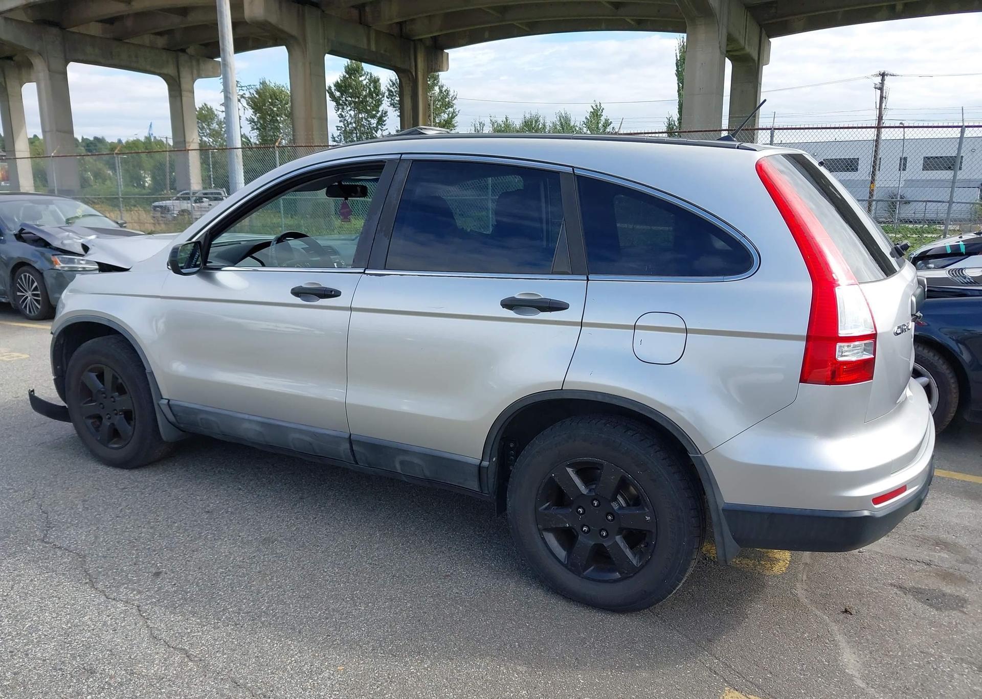2011 HONDA CR-V LX