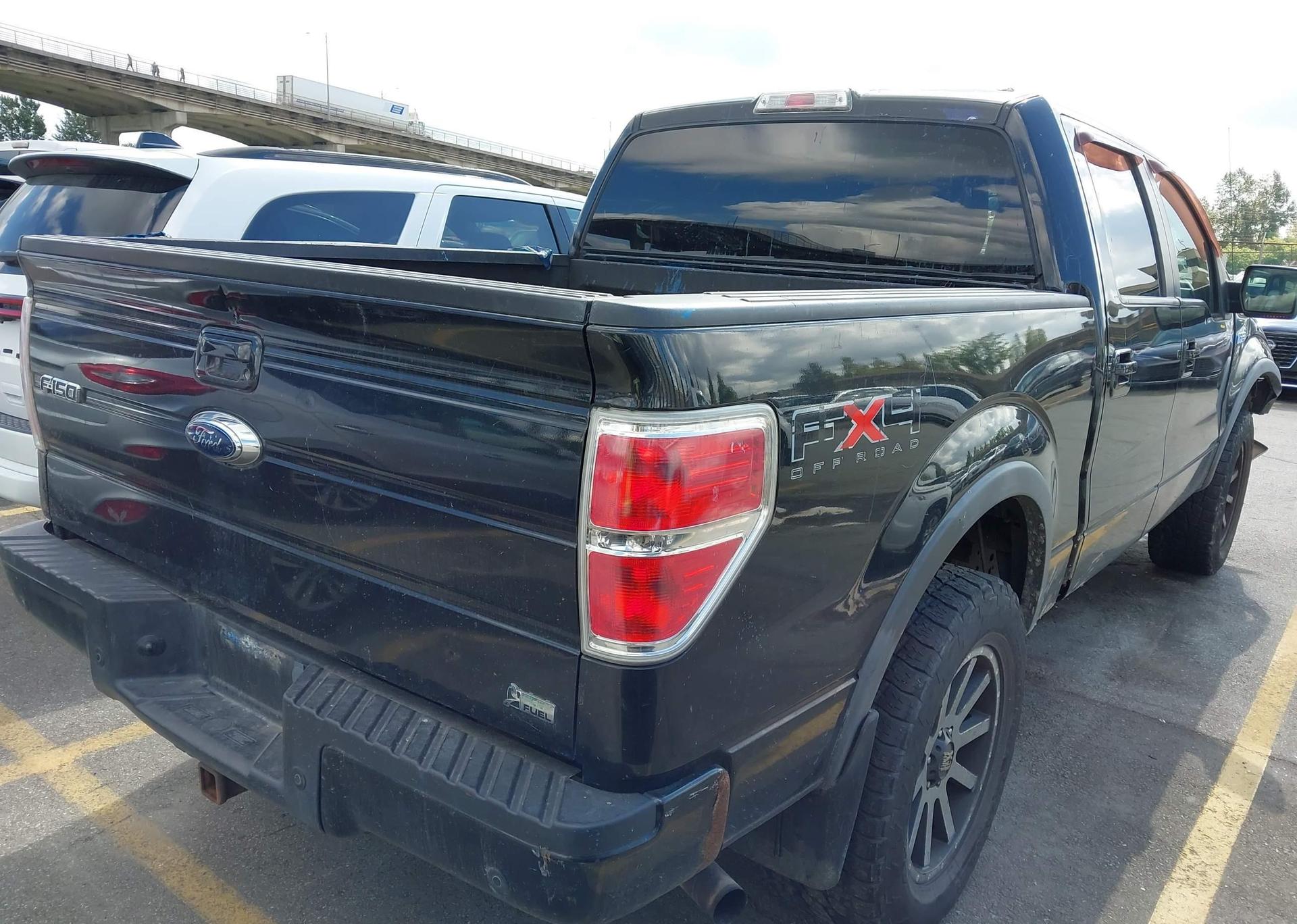 2010 FORD F150 SUPERCREW
