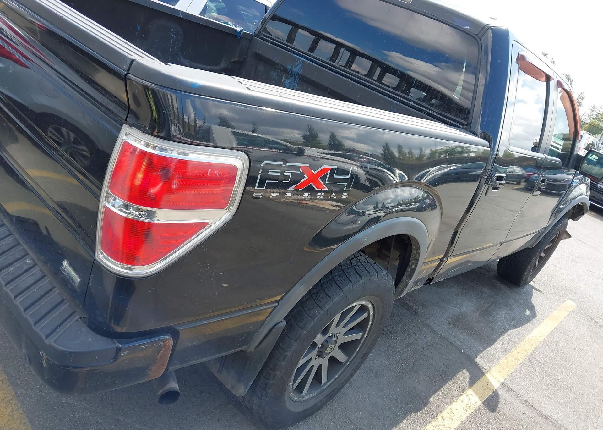 2010 FORD F150 SUPERCREW