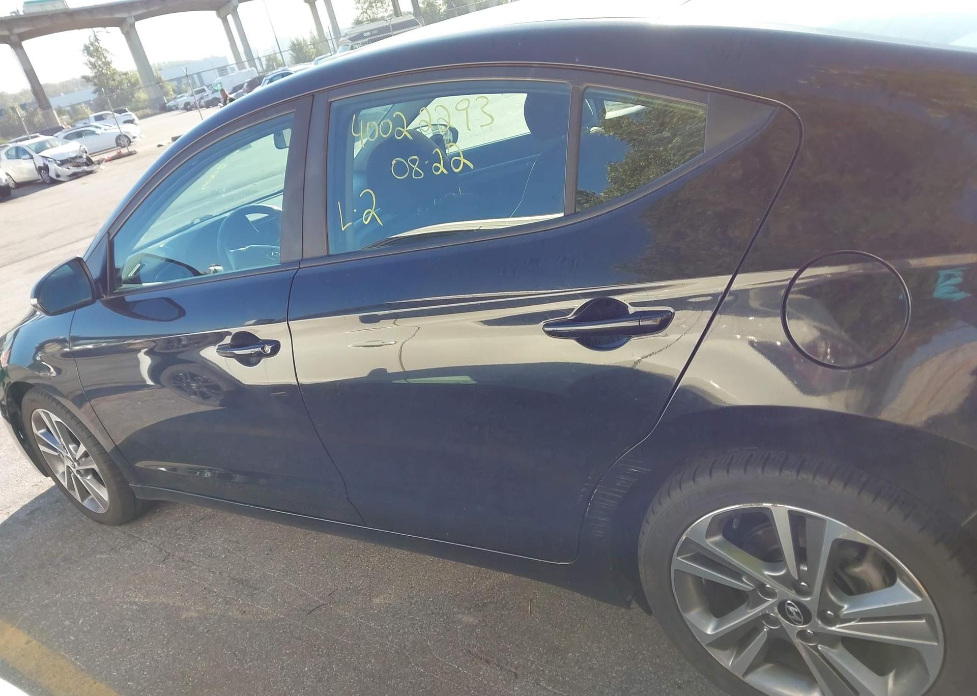 2017 HYUNDAI ELANTRA SE