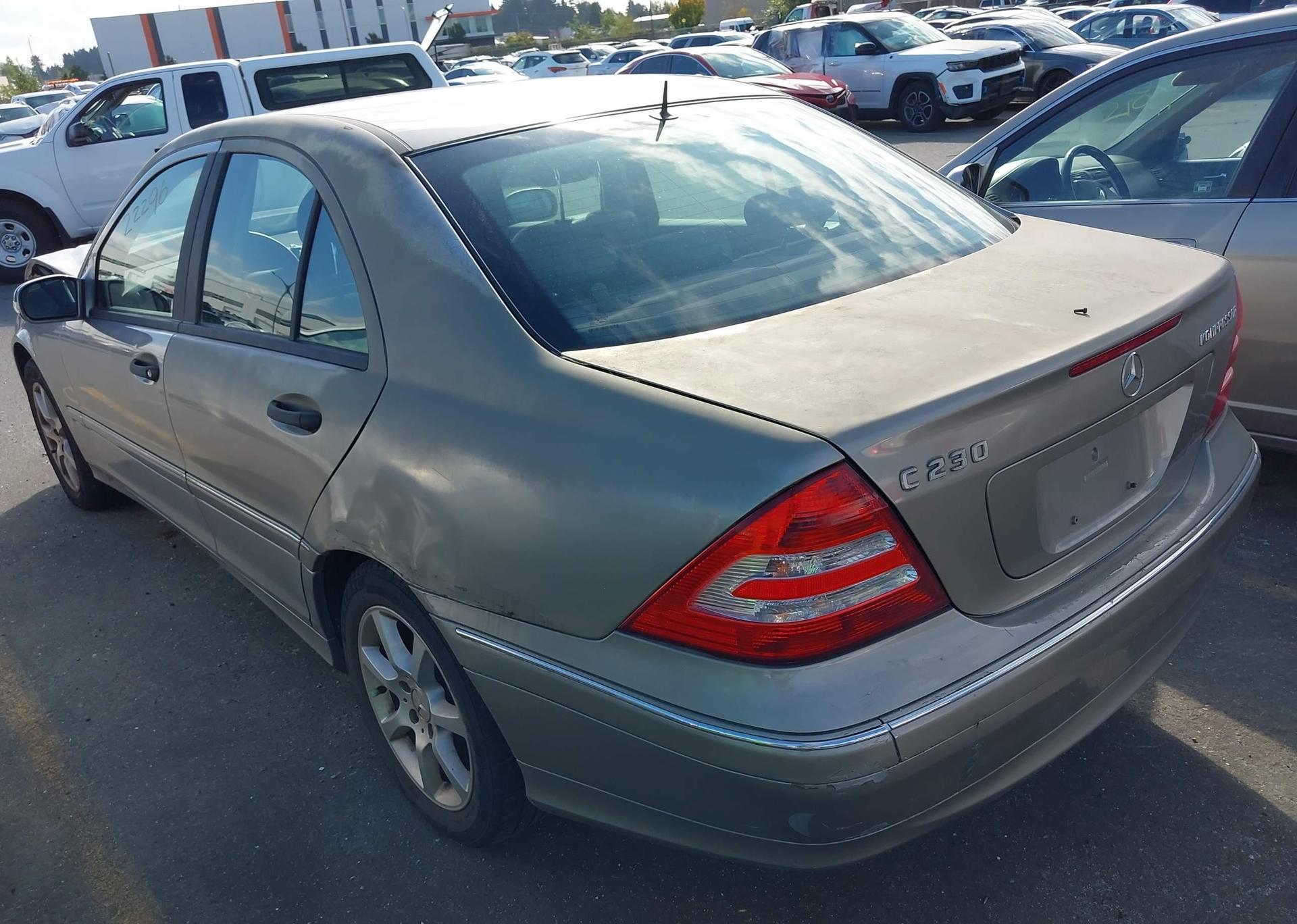 2005 MERCEDES-BENZ C 230K SPORT SEDAN