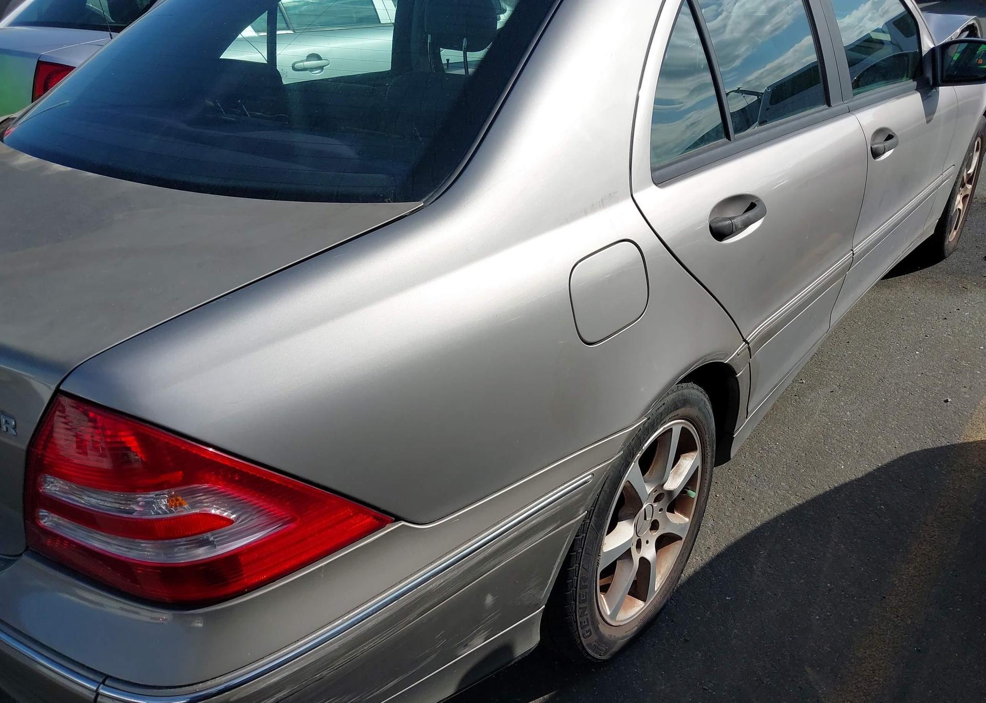 2005 MERCEDES-BENZ C 230K SPORT SEDAN