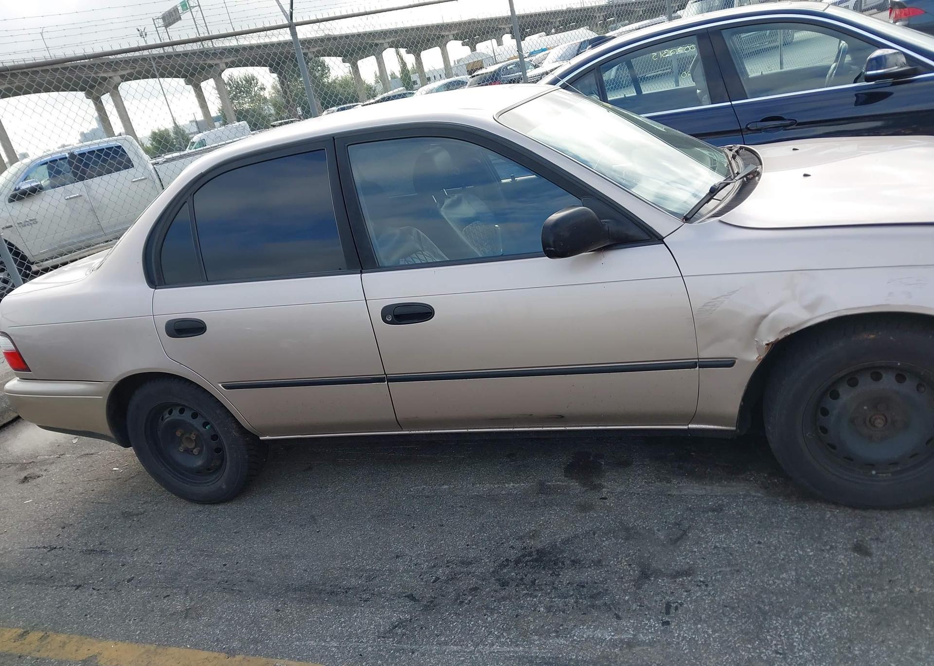1996 TOYOTA COROLLA DX
