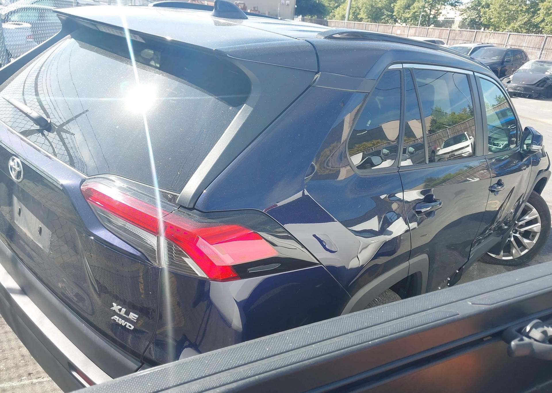 2019 TOYOTA RAV4