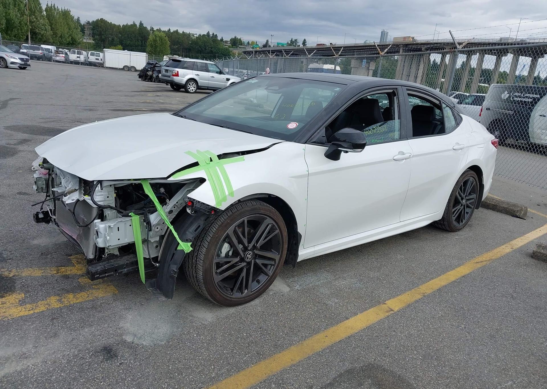 2025 TOYOTA CAMRY