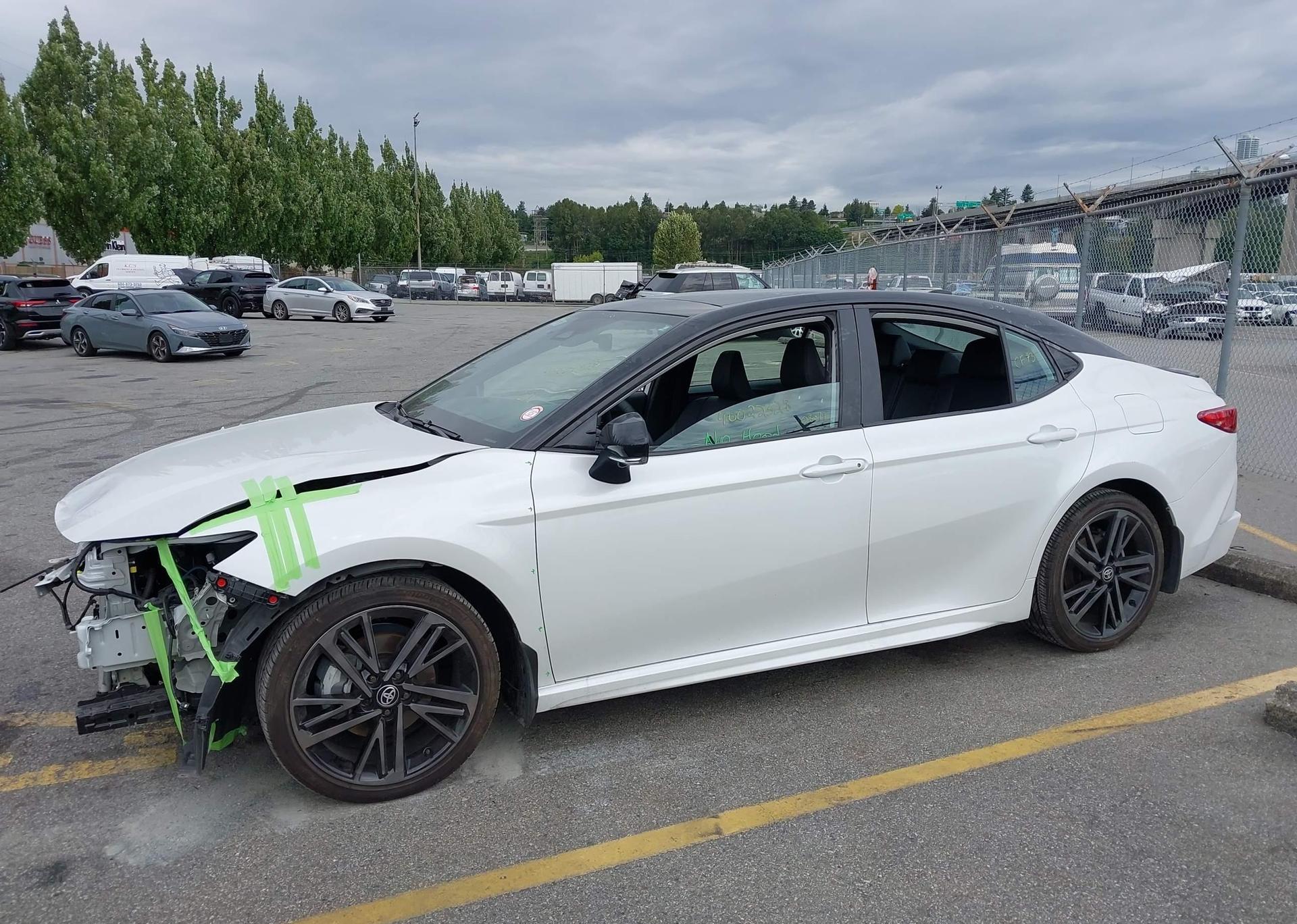 2025 TOYOTA CAMRY