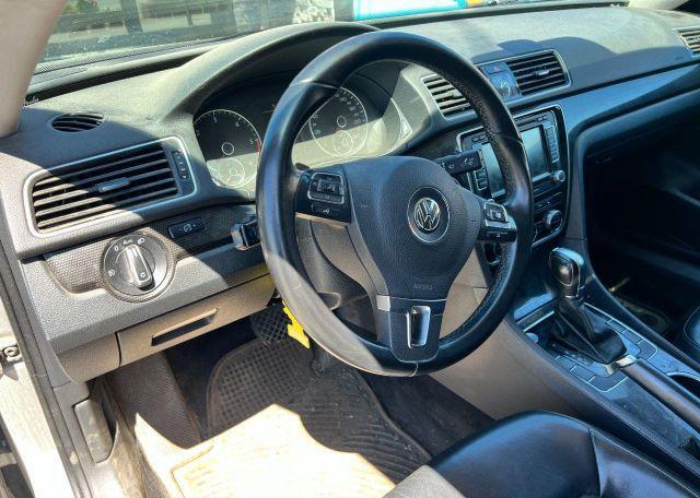 2013 VOLKSWAGEN PASSAT SEL