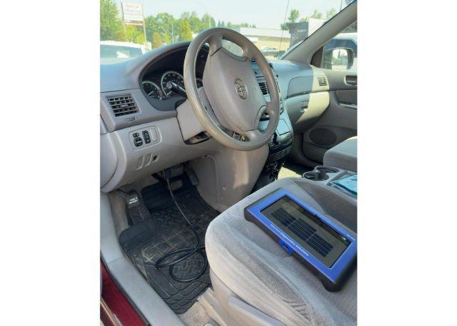 2008 TOYOTA SIENNA CE